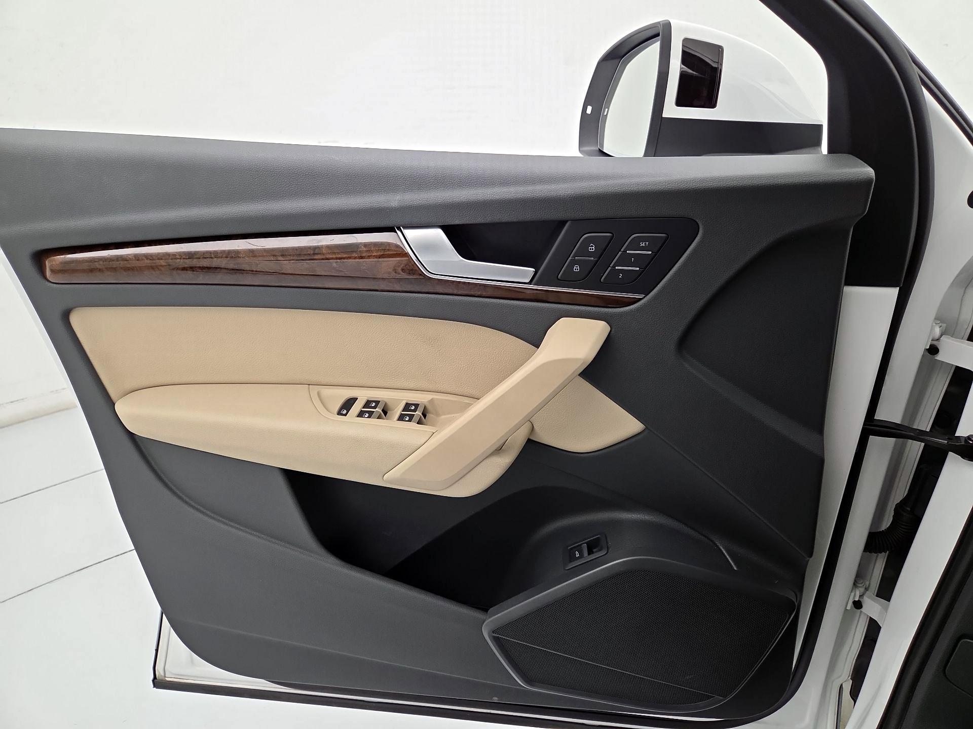 Thumbnail: 2018 Audi Q5 - 12