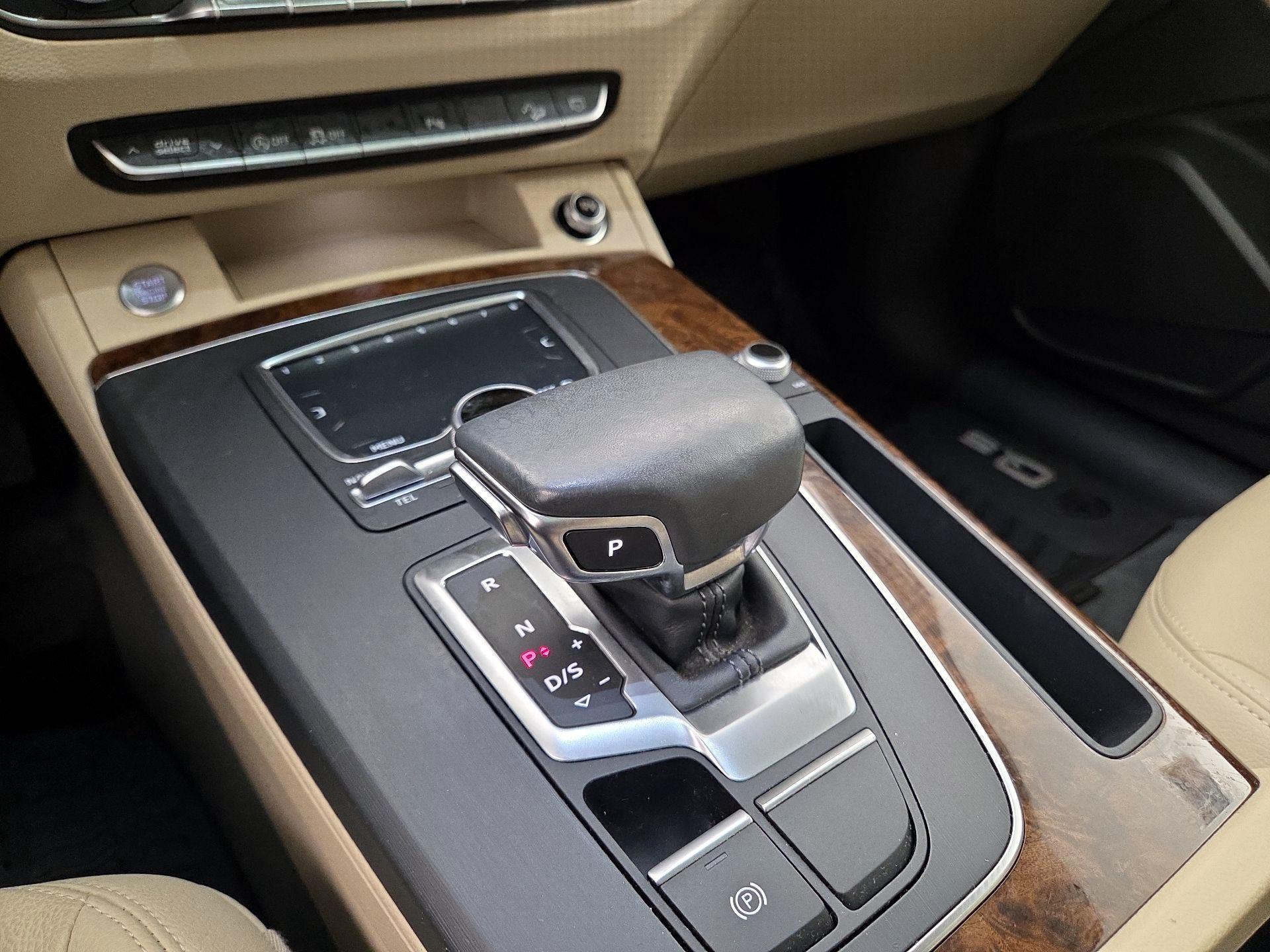 Thumbnail: 2018 Audi Q5 - 17