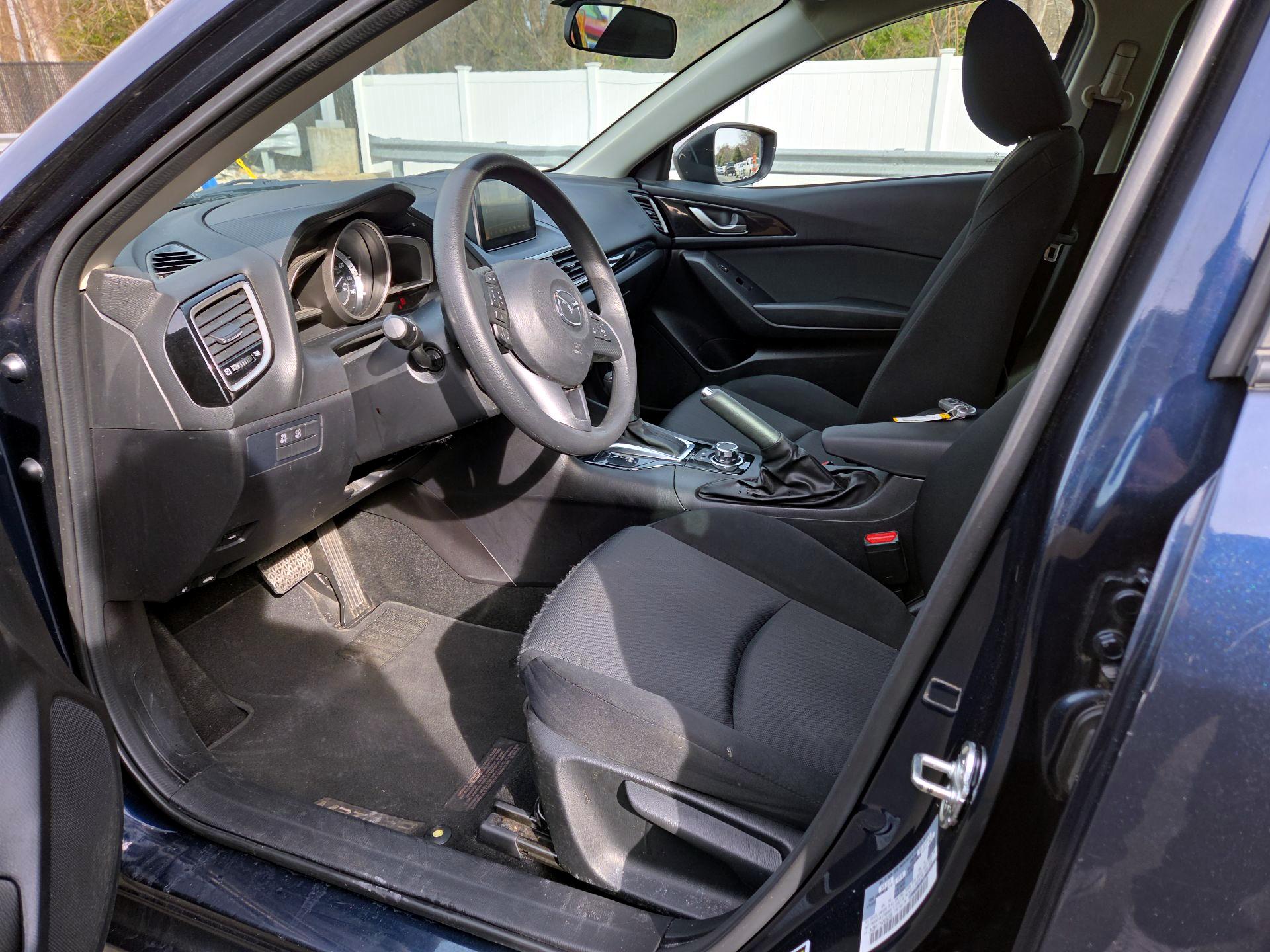 Thumbnail: 2016 Mazda Mazda3 - 9