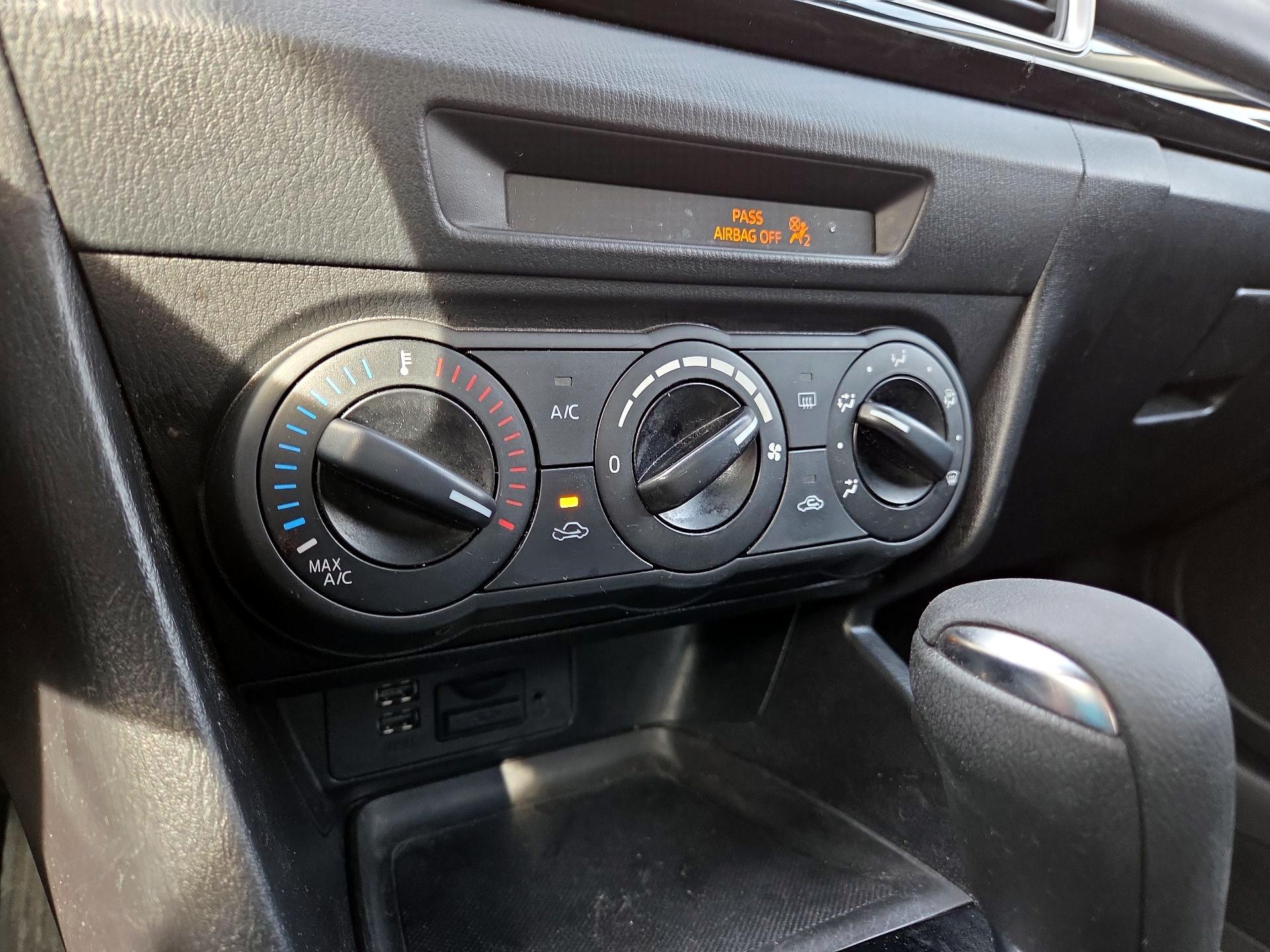 Thumbnail: 2016 Mazda Mazda3 - 14