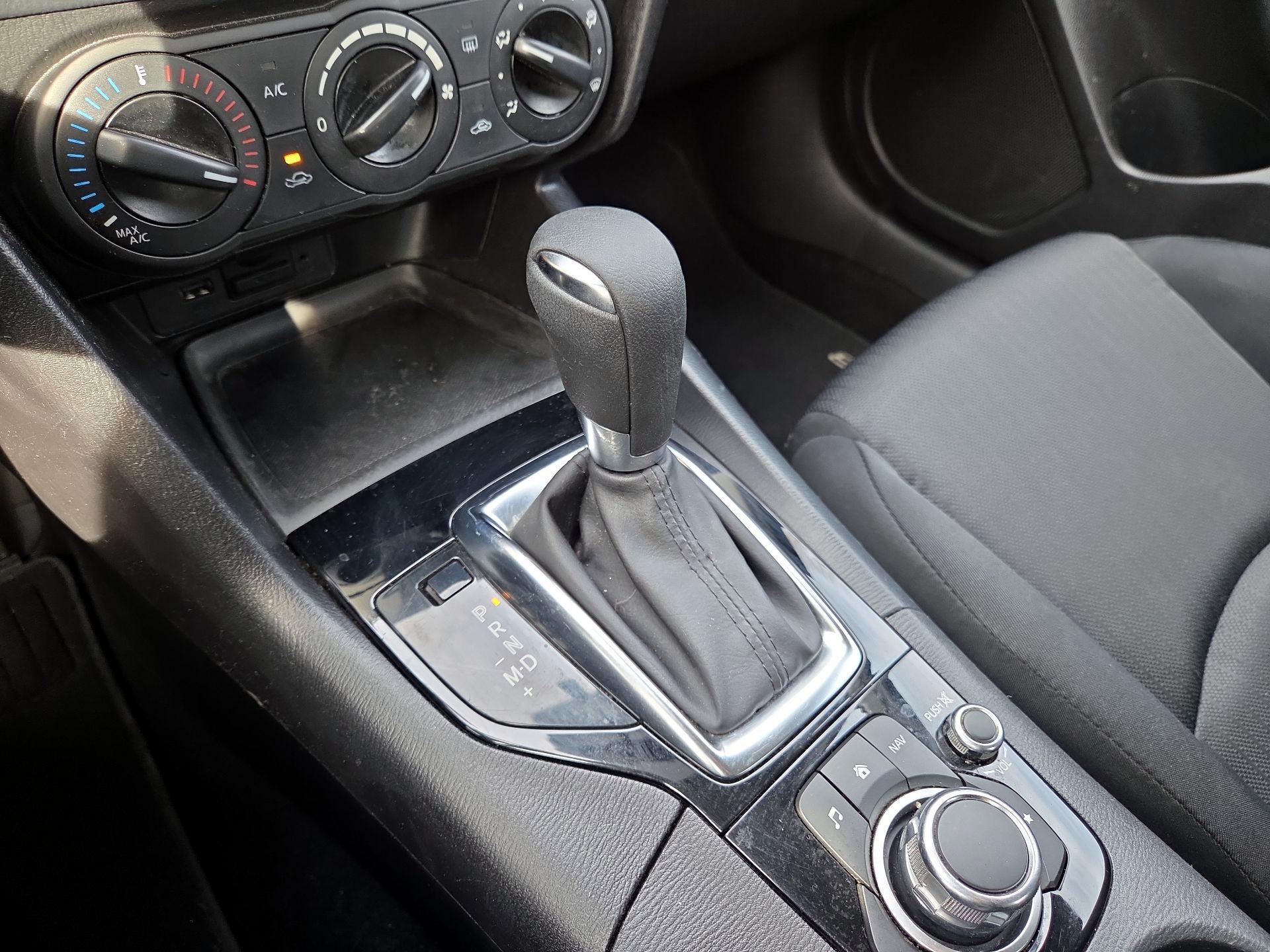 Thumbnail: 2016 Mazda Mazda3 - 15