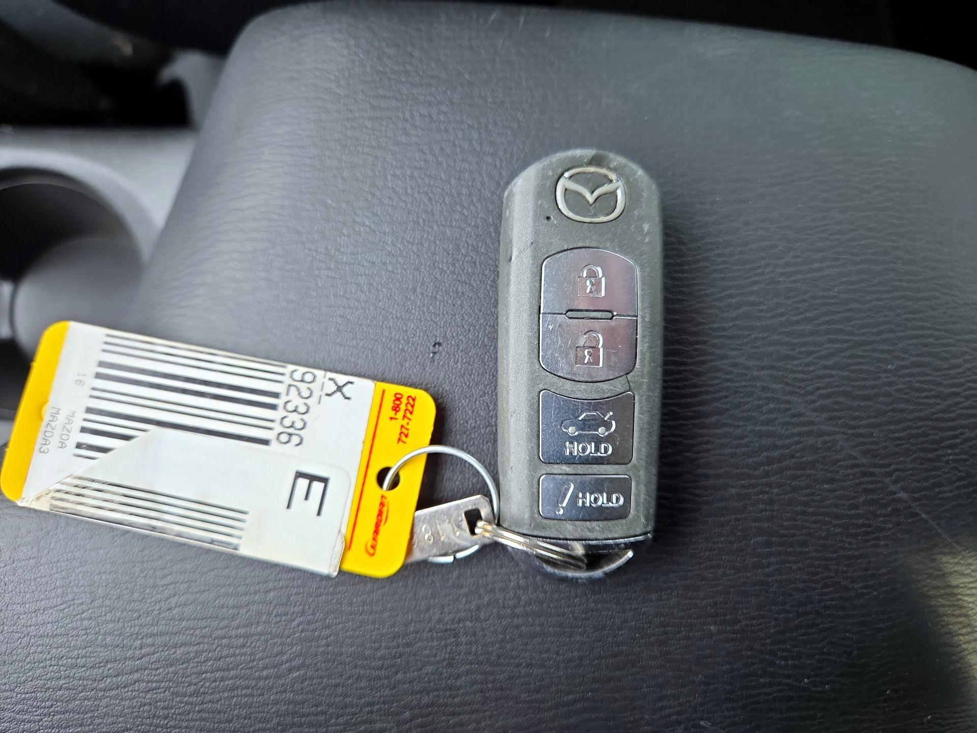 Thumbnail: 2016 Mazda Mazda3 - 20