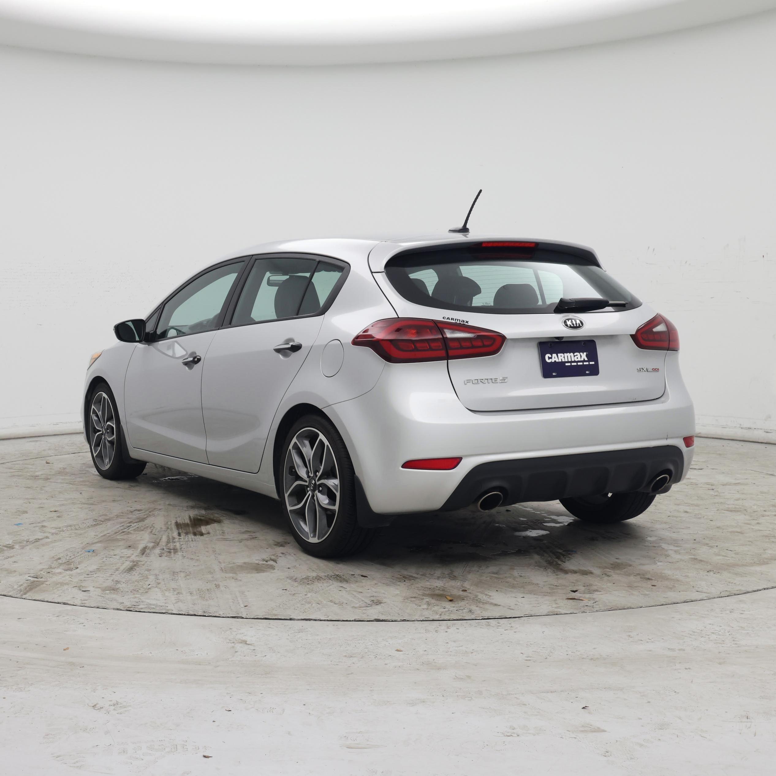 Thumbnail: 2015 Kia Forte - 2