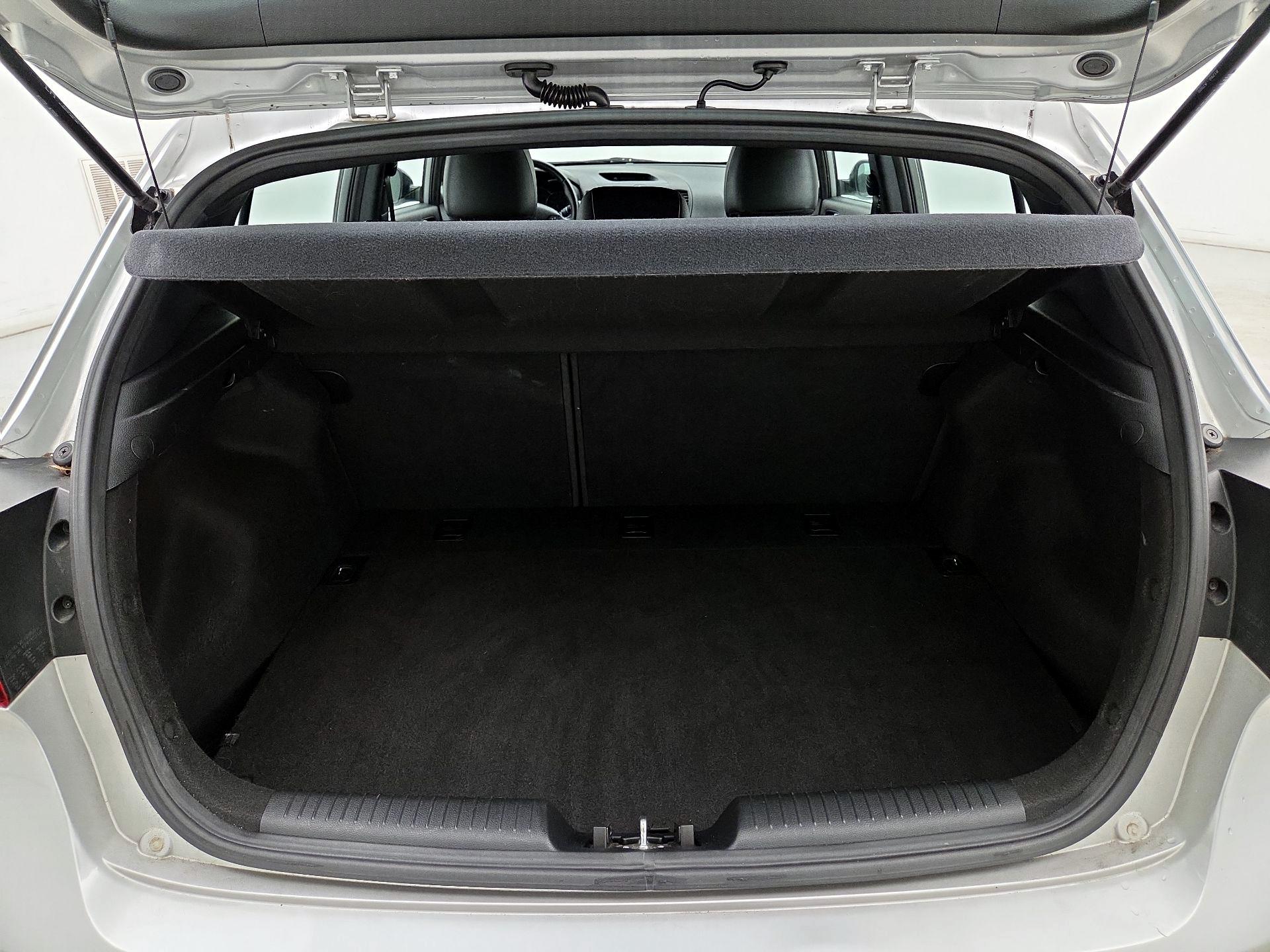 Thumbnail: 2015 Kia Forte - 20