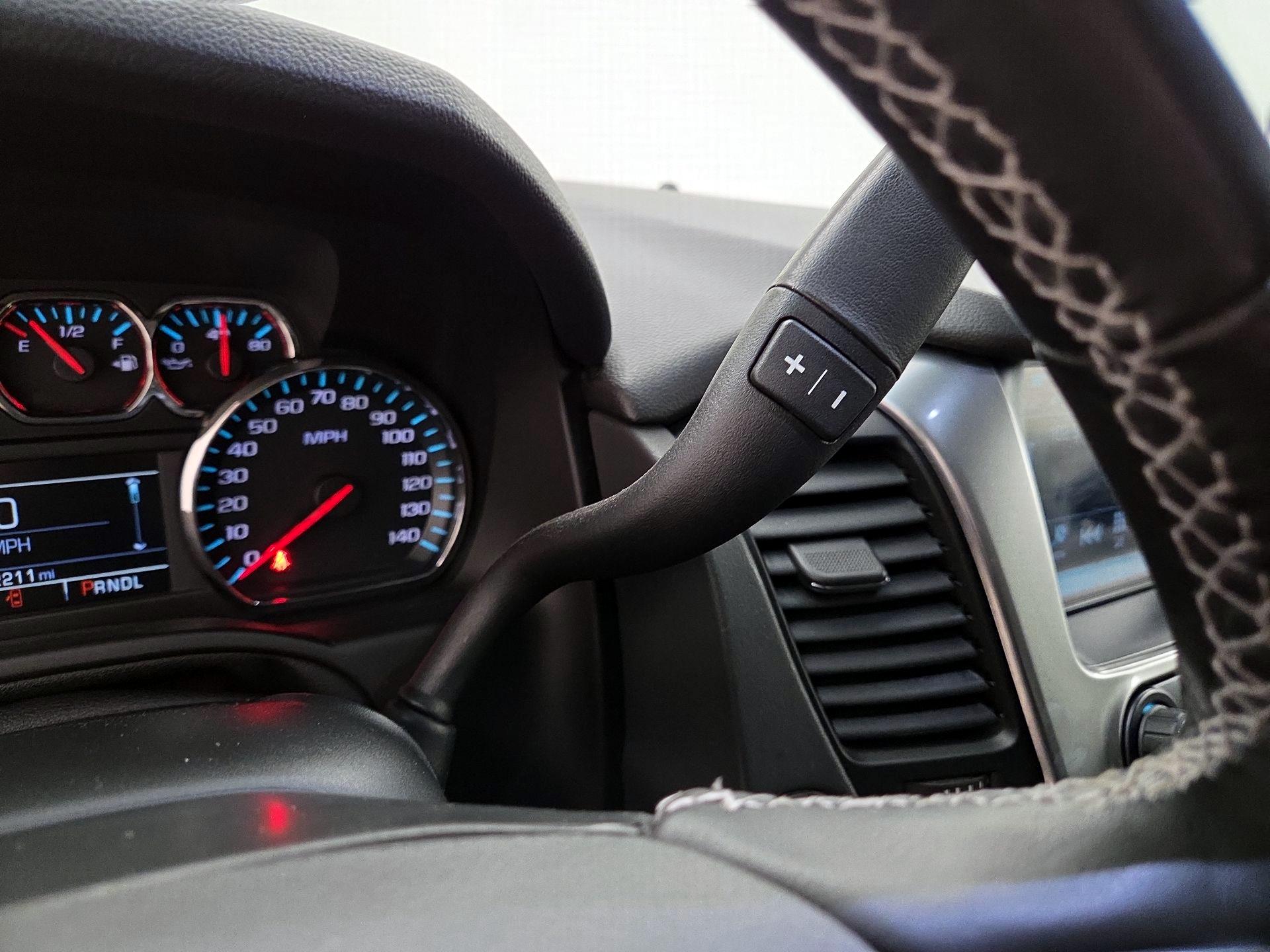 Thumbnail: 2019 Chevrolet Tahoe - 16