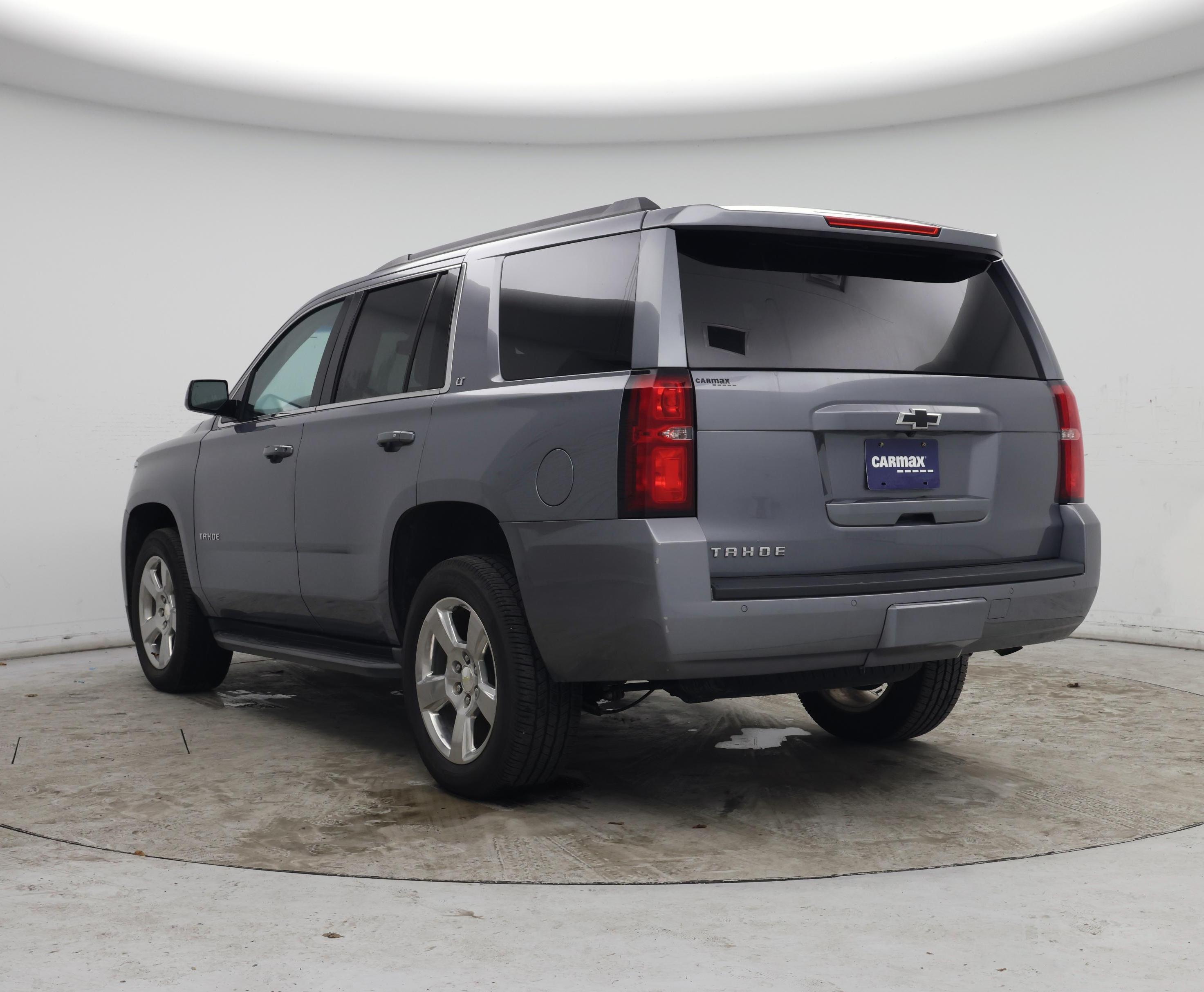 Thumbnail: 2019 Chevrolet Tahoe - 2