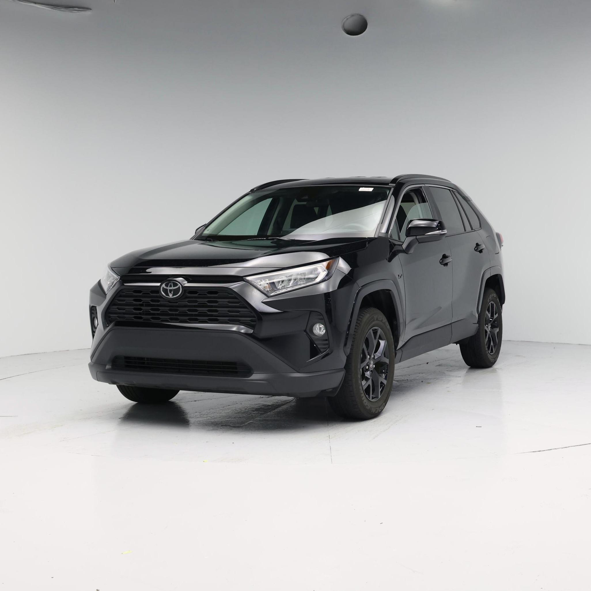 Thumbnail: 2021 Toyota RAV4 - 4