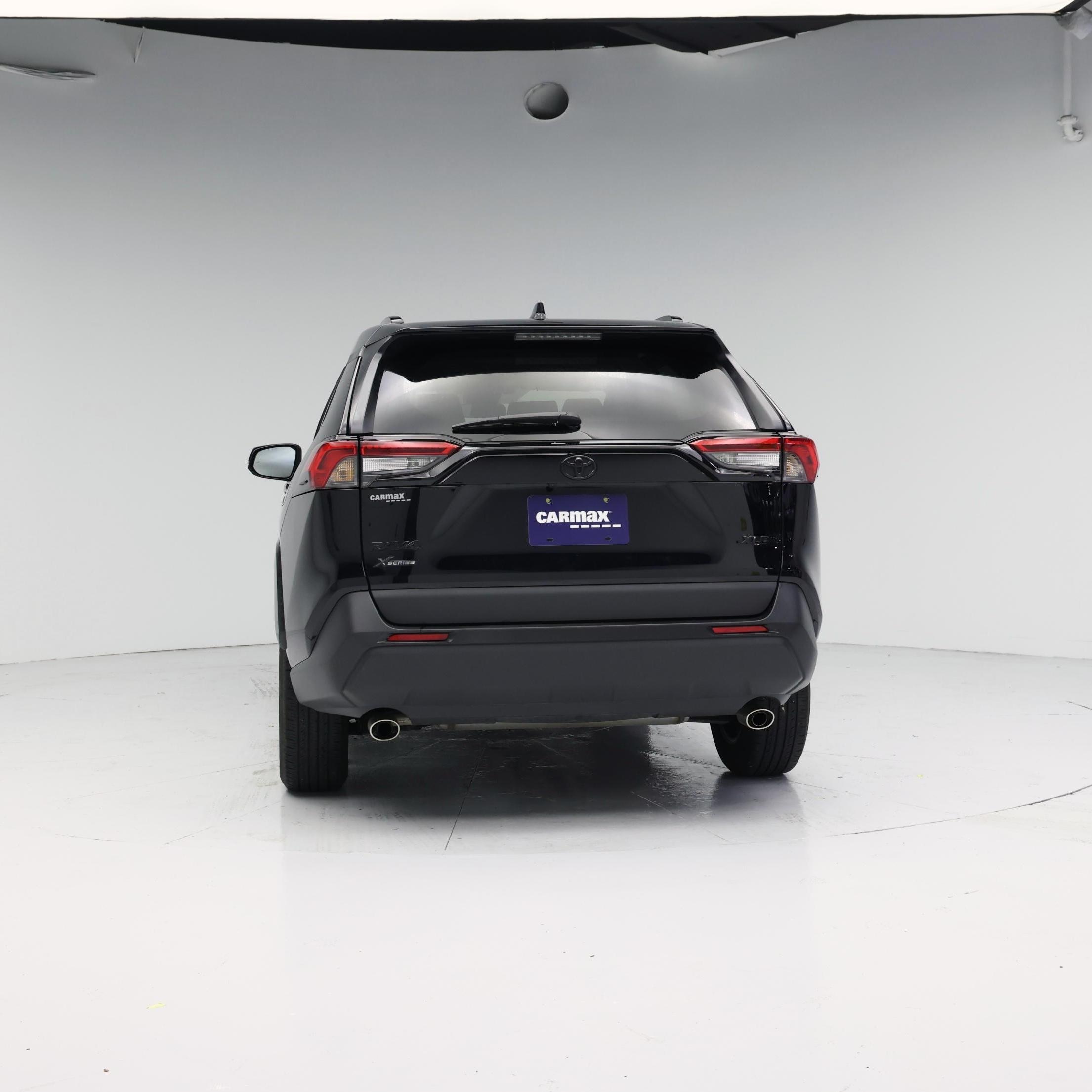 Thumbnail: 2021 Toyota RAV4 - 6