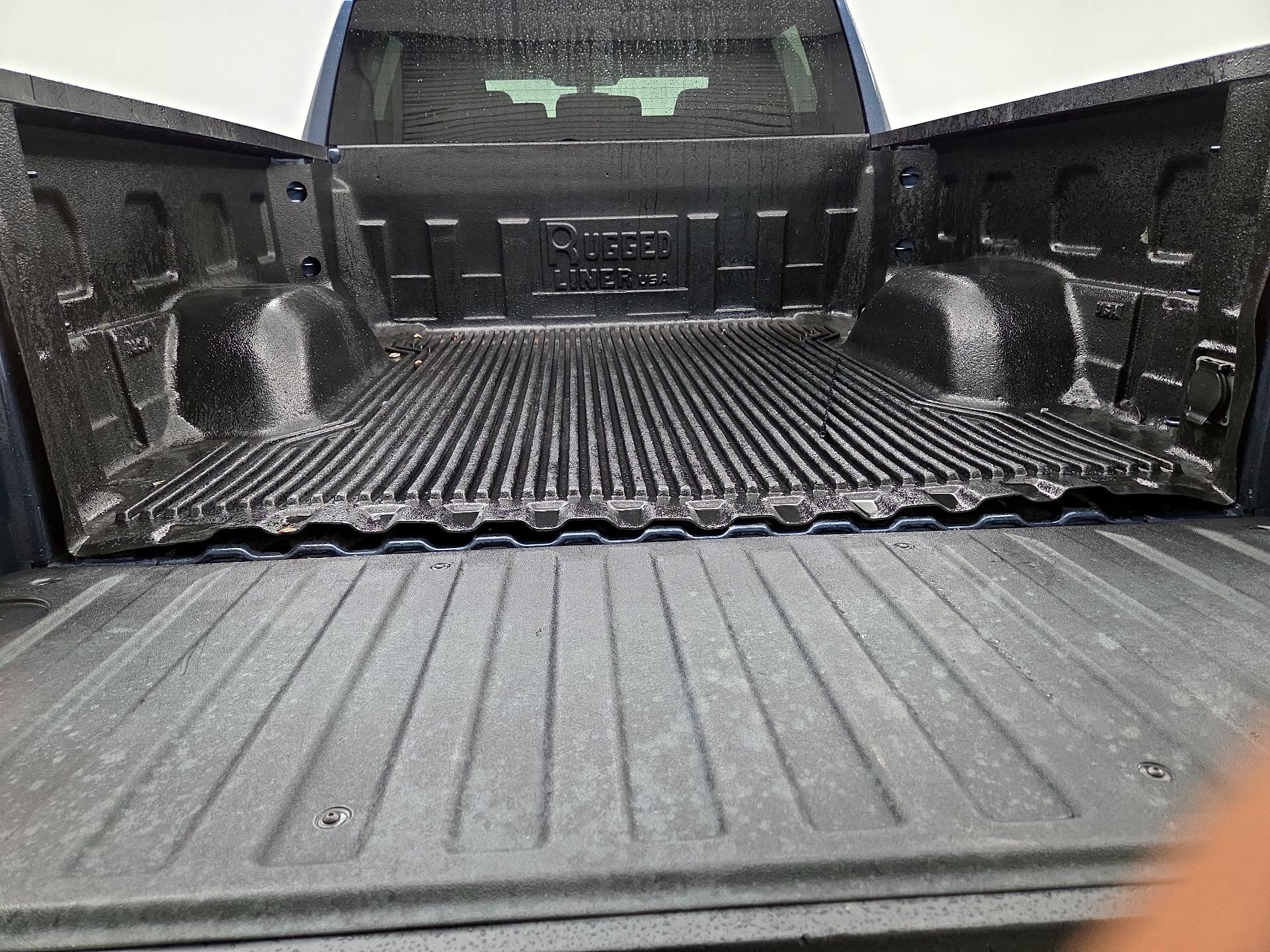 Thumbnail: 2021 Chevrolet Silverado 1500 - 20