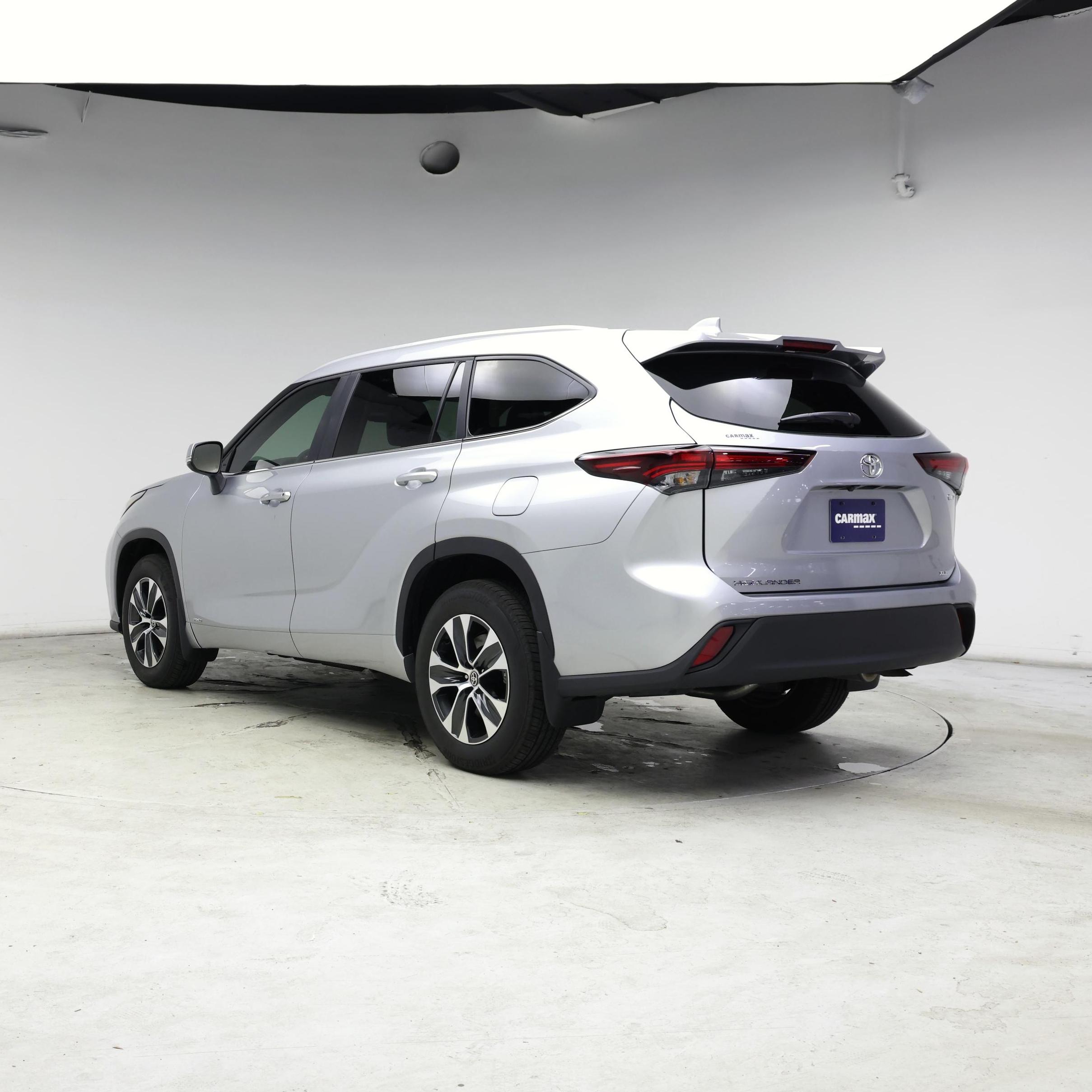 Thumbnail: 2025 Toyota Highlander - 2