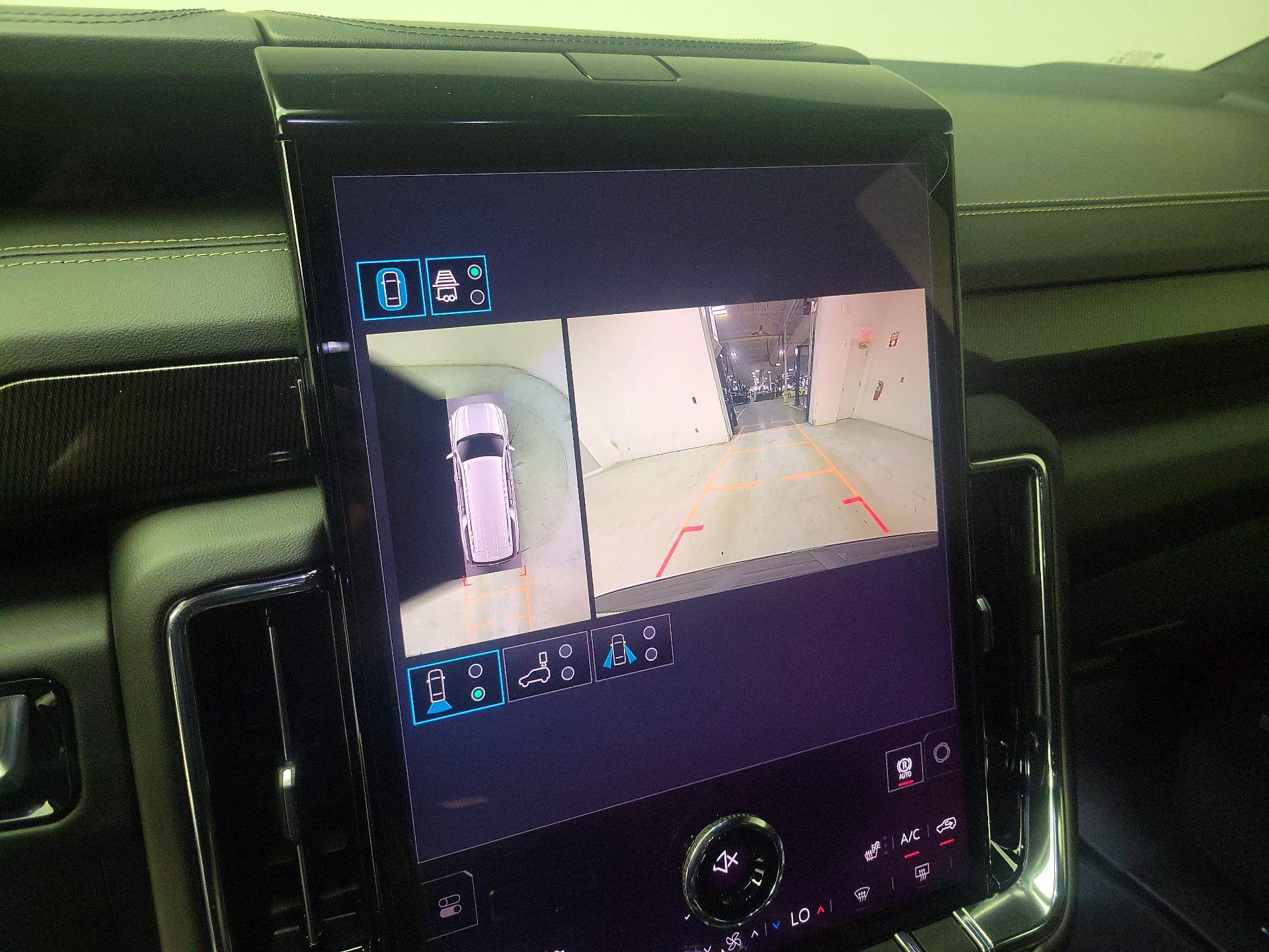 Thumbnail: 2026 GMC Yukon XL - 15