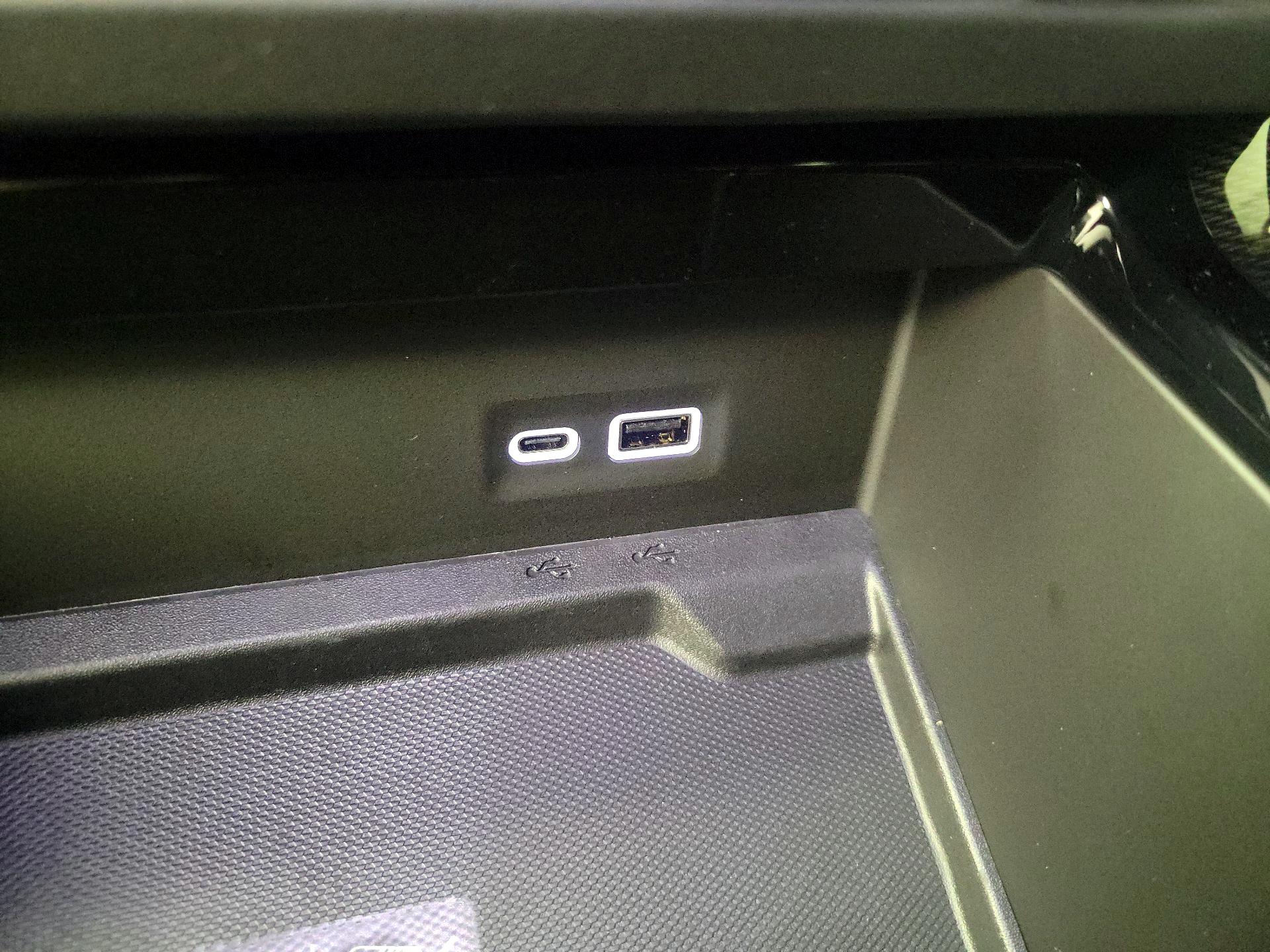 Thumbnail: 2026 GMC Yukon XL - 19