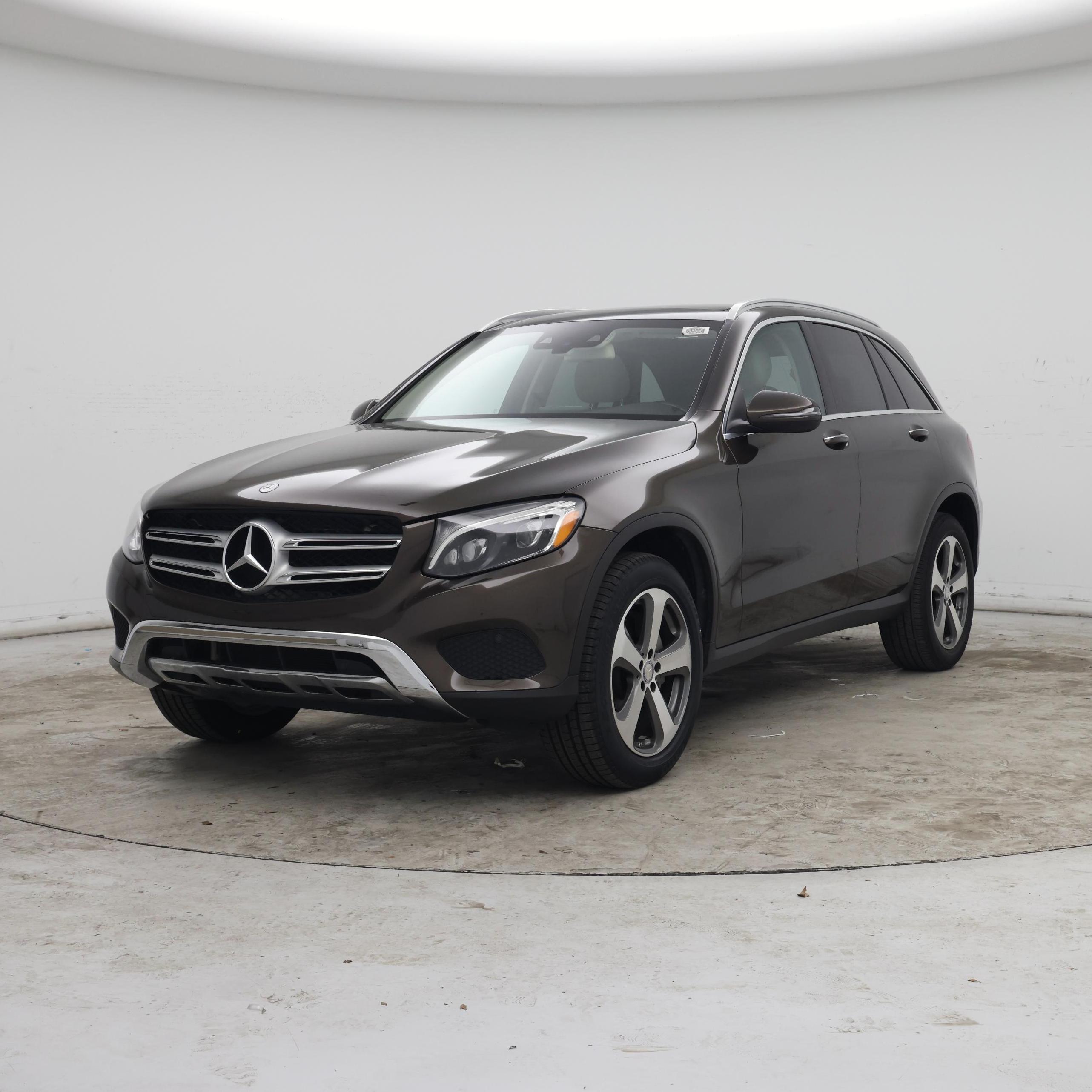 Thumbnail: 2016 Mercedes-Benz GLC - 4