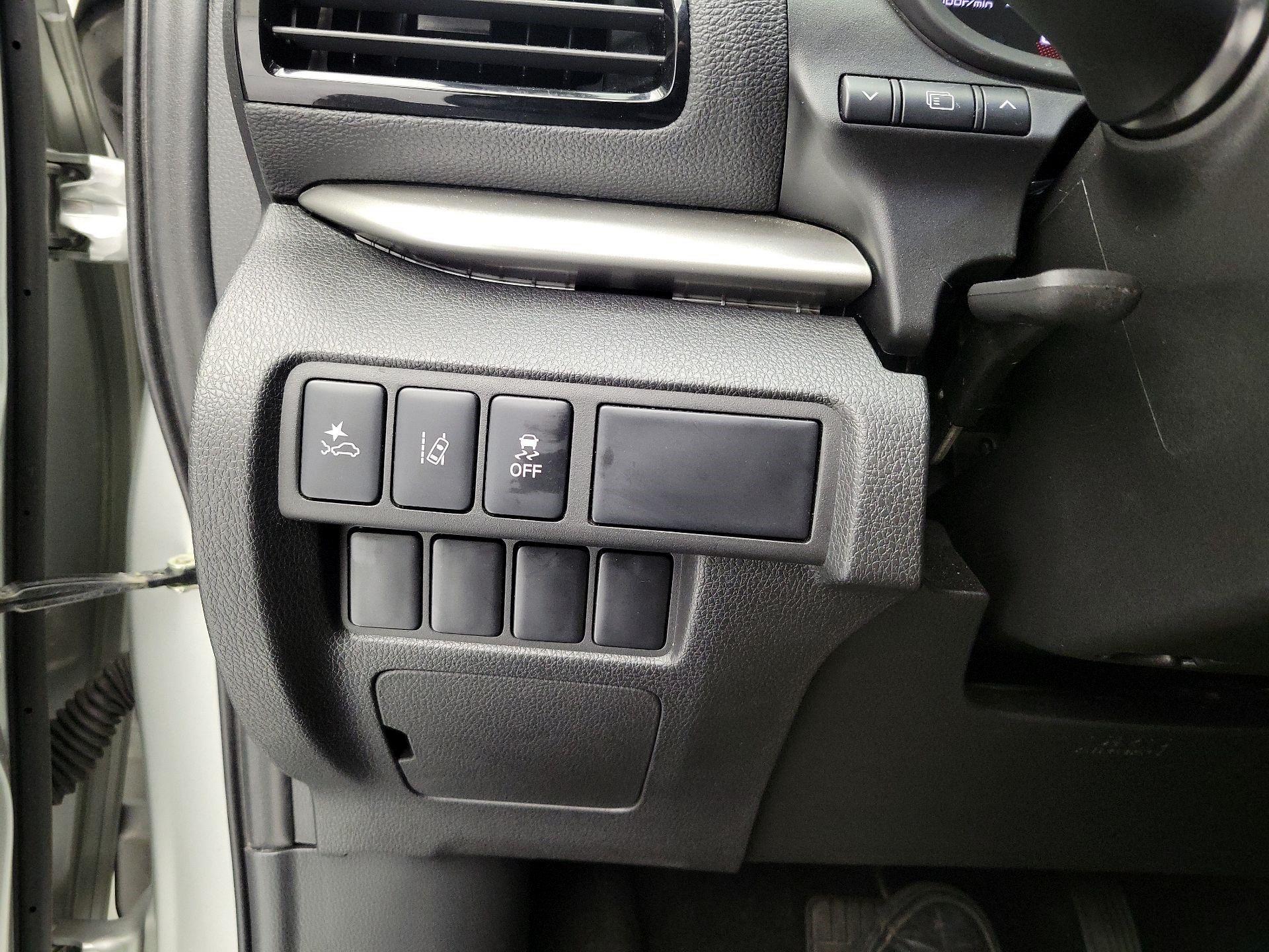 Thumbnail: 2024 Mitsubishi Eclipse Cross - 11