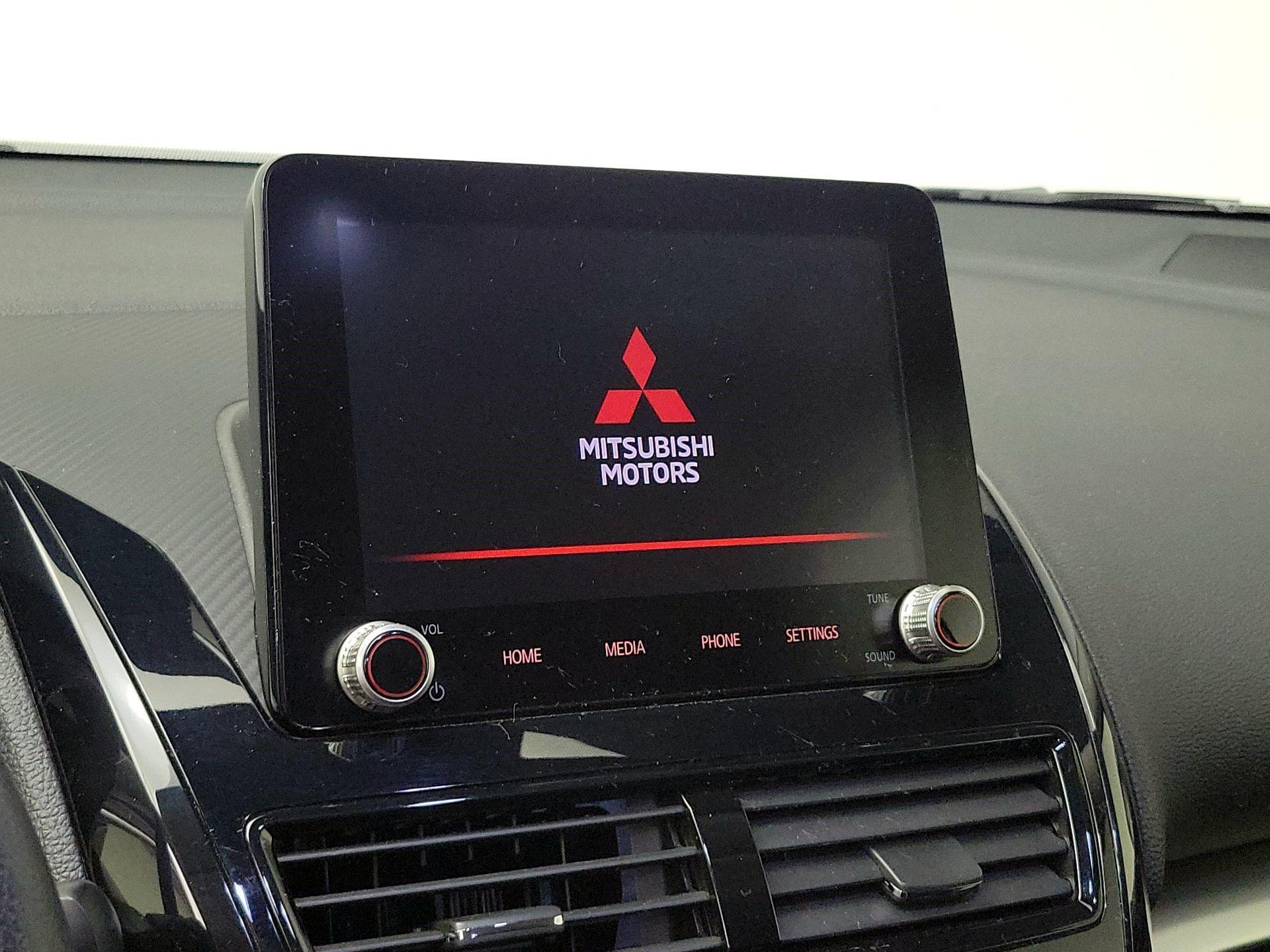 Thumbnail: 2024 Mitsubishi Eclipse Cross - 13