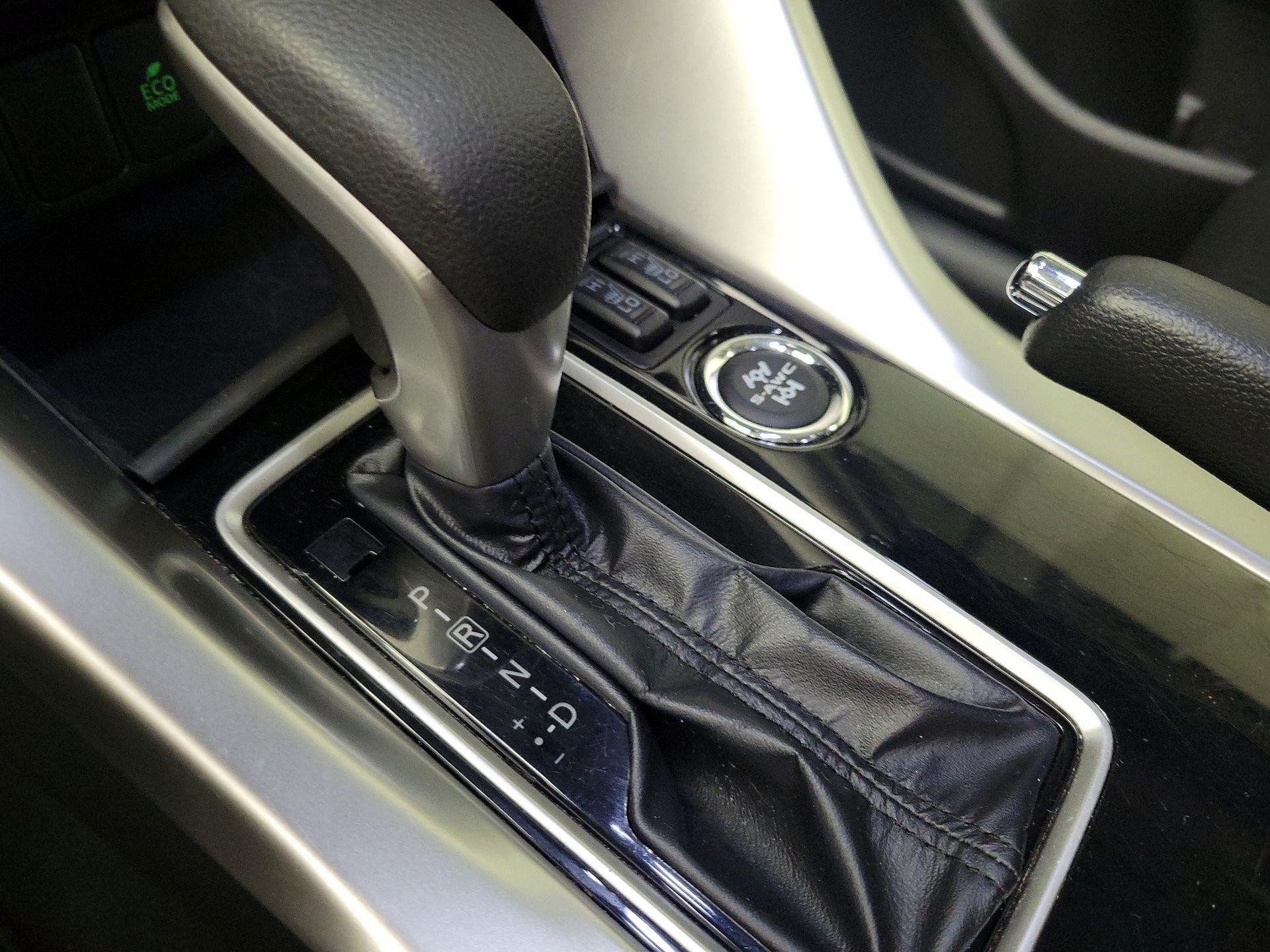 Thumbnail: 2024 Mitsubishi Eclipse Cross - 15