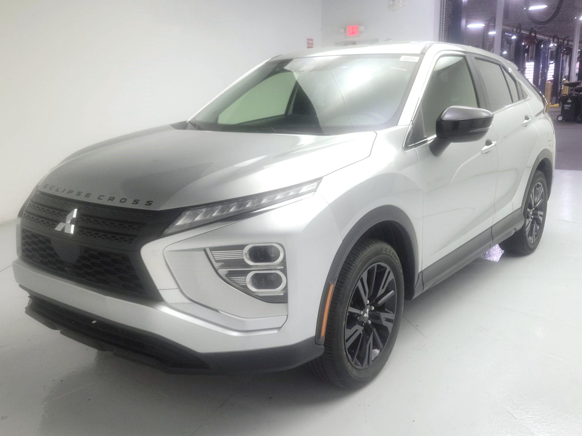 Thumbnail: 2024 Mitsubishi Eclipse Cross - 3