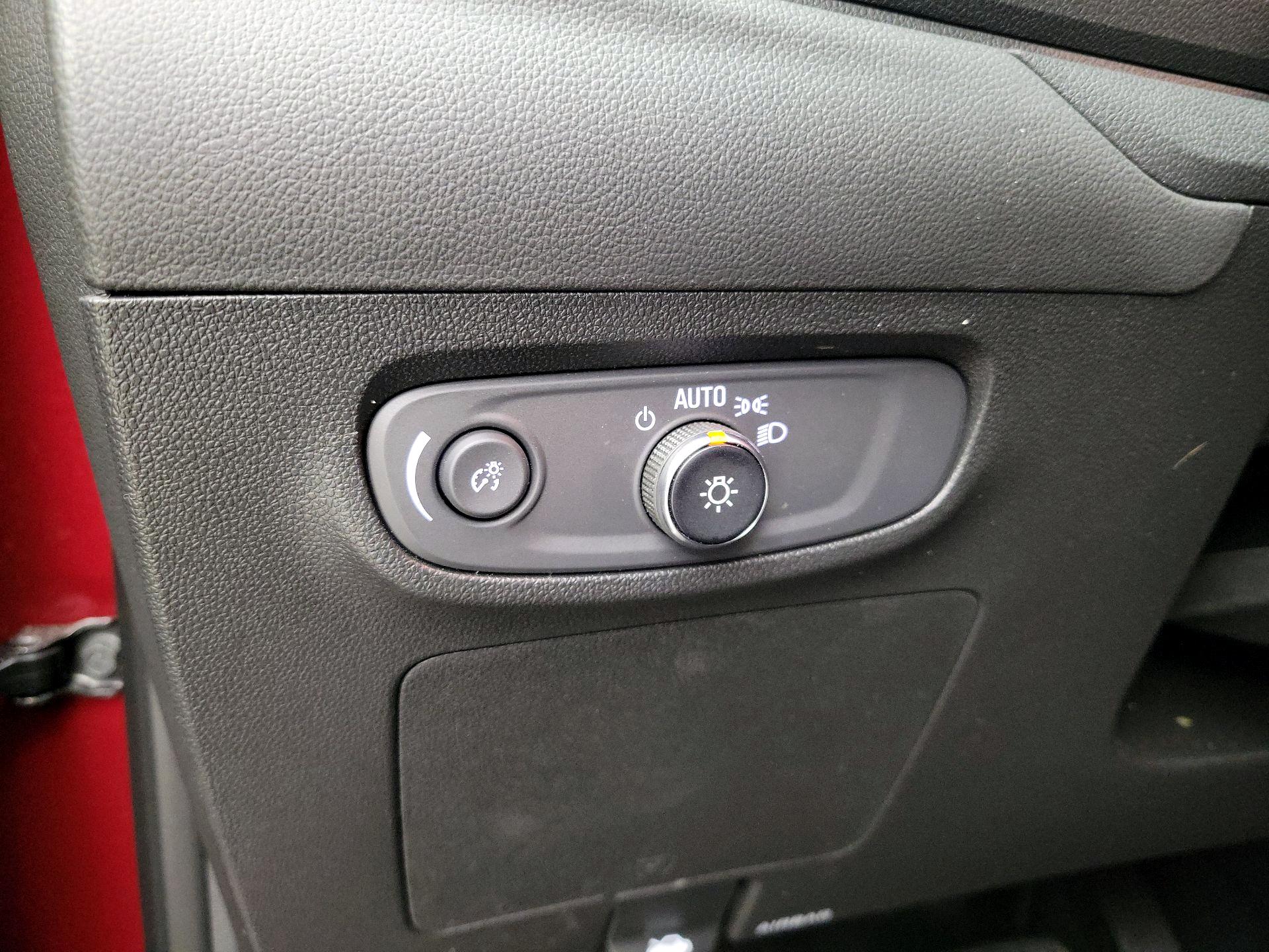 Thumbnail: 2025 Buick Encore GX - 13