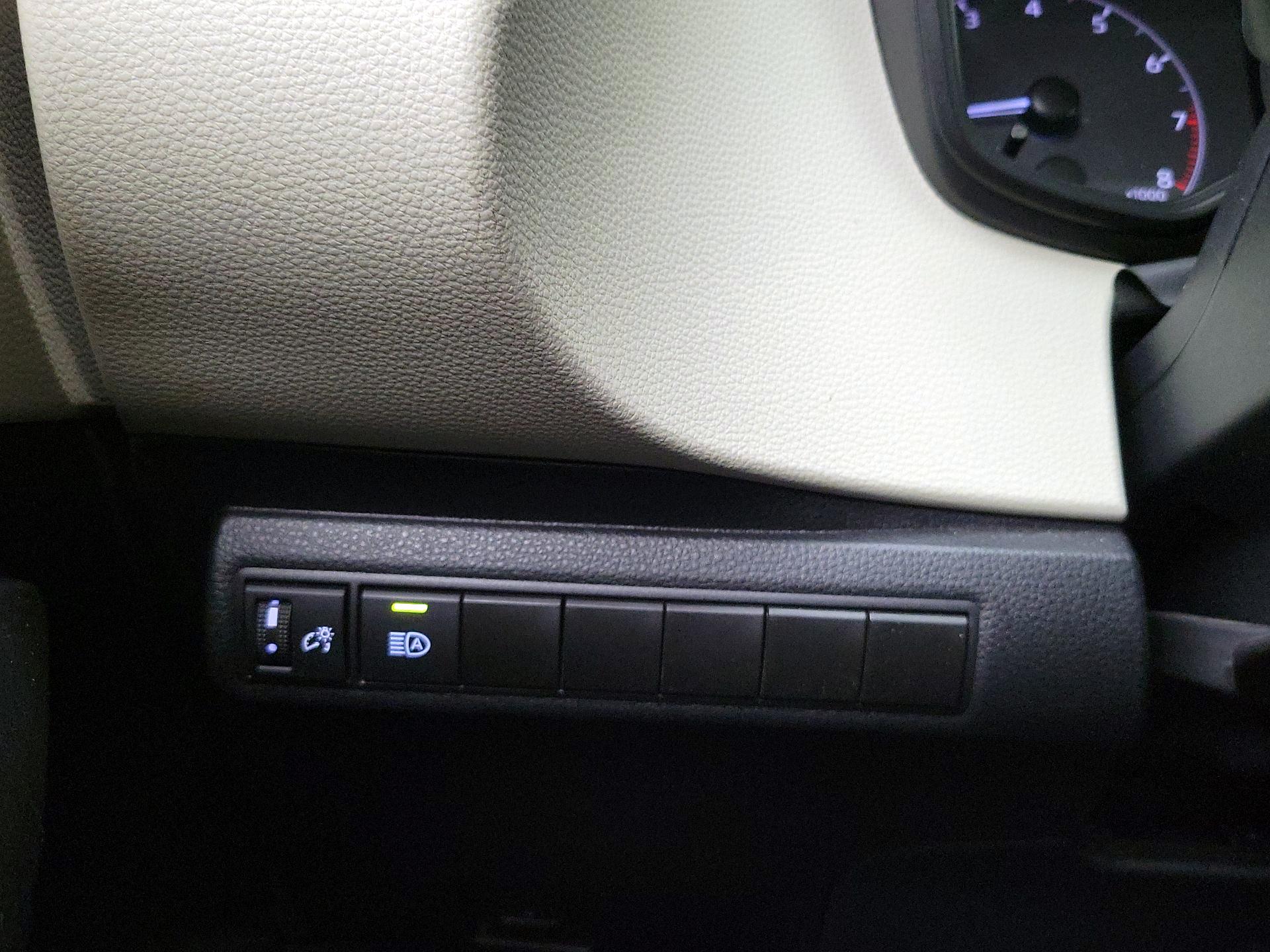 Thumbnail: 2024 Toyota Corolla - 13