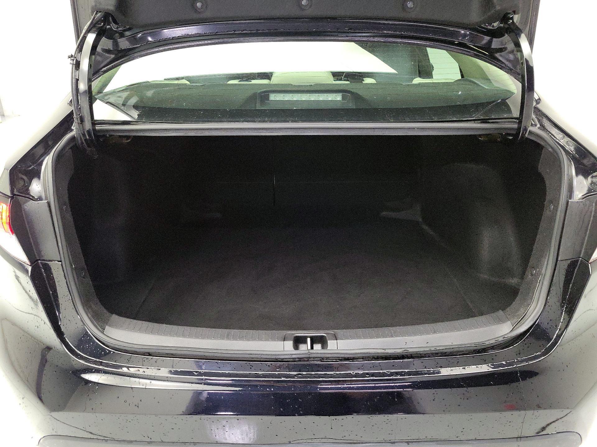 Thumbnail: 2024 Toyota Corolla - 20