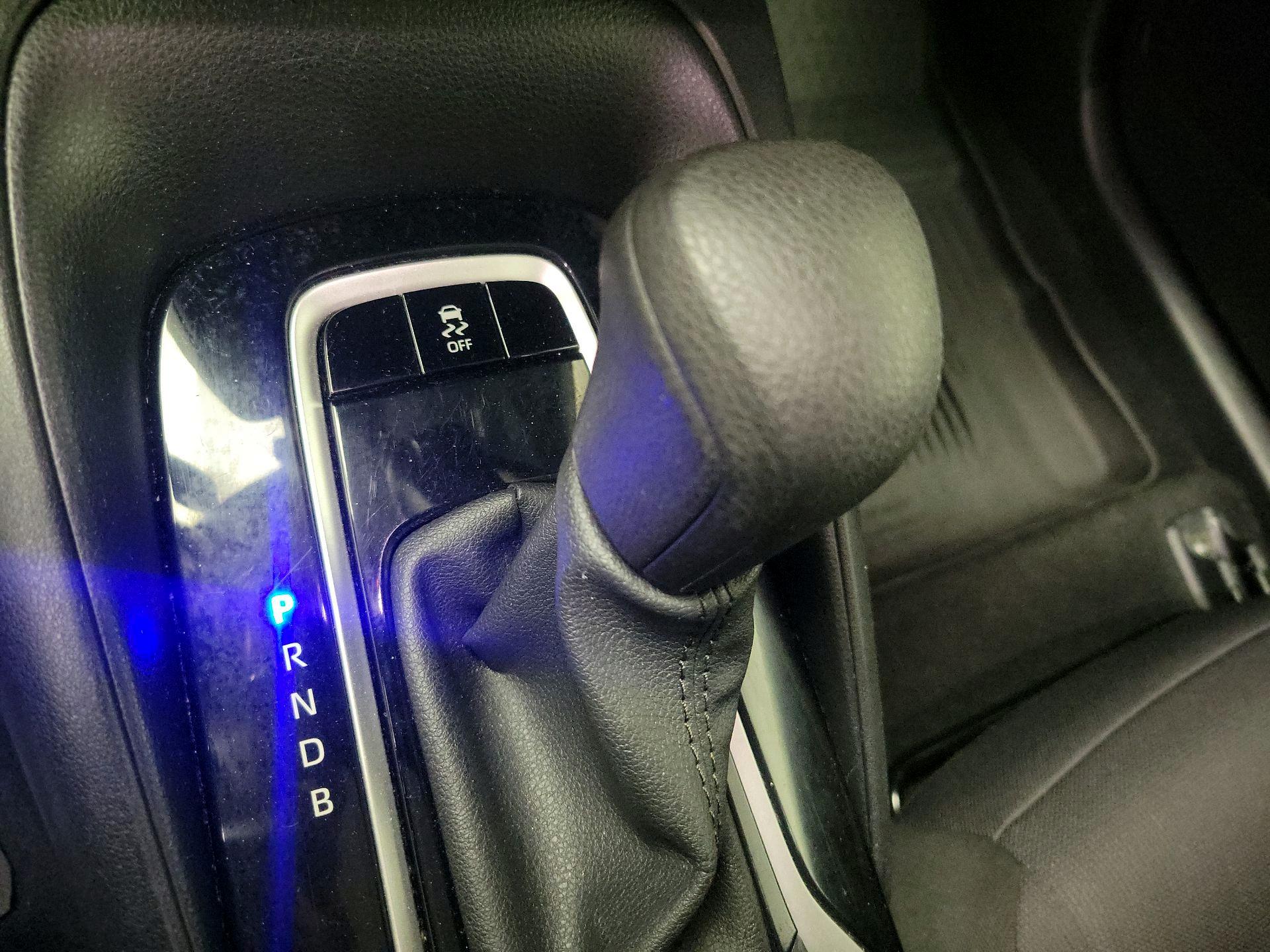 Thumbnail: 2024 Toyota Corolla - 16