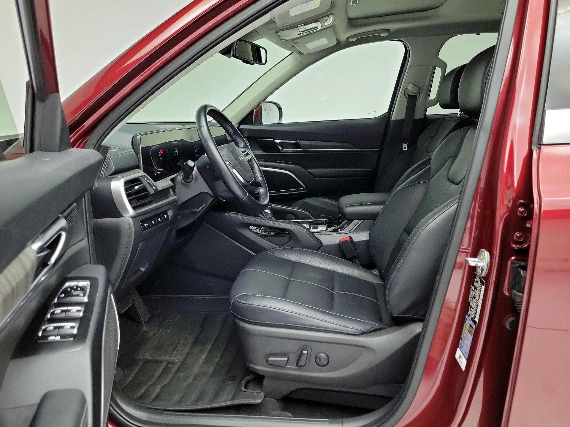 Thumbnail: 2023 Kia Telluride - 11