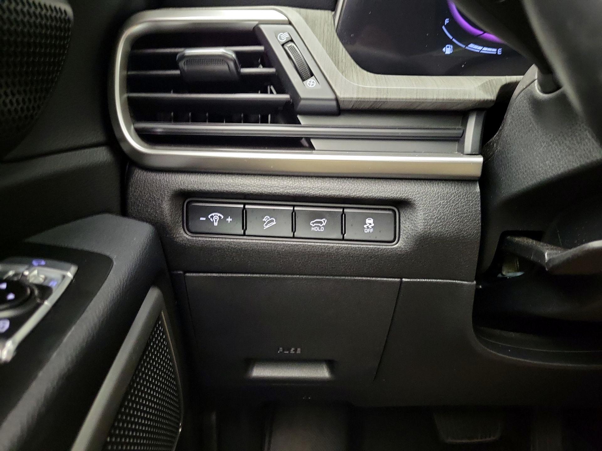 Thumbnail: 2023 Kia Telluride - 13