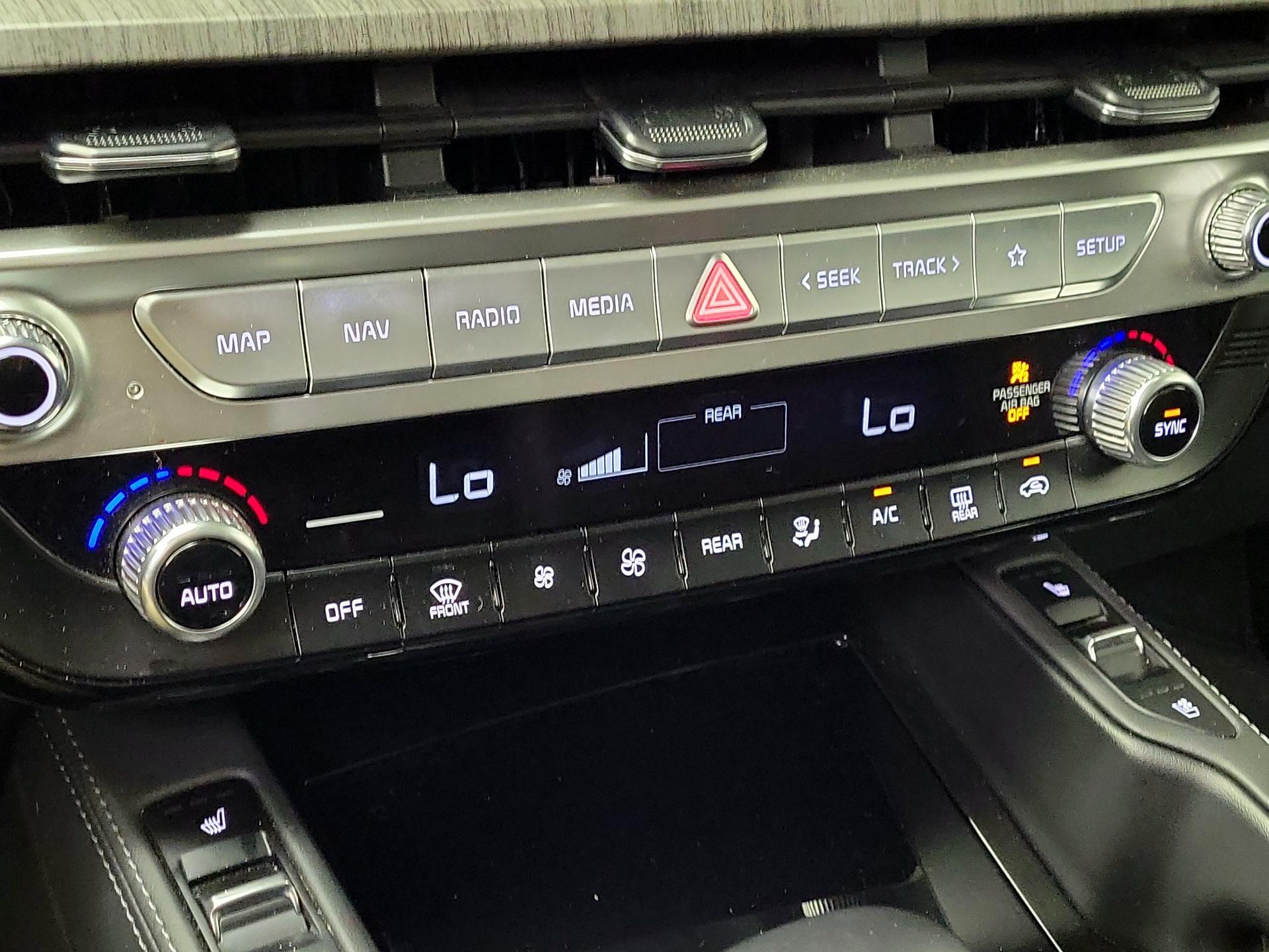 Thumbnail: 2023 Kia Telluride - 16