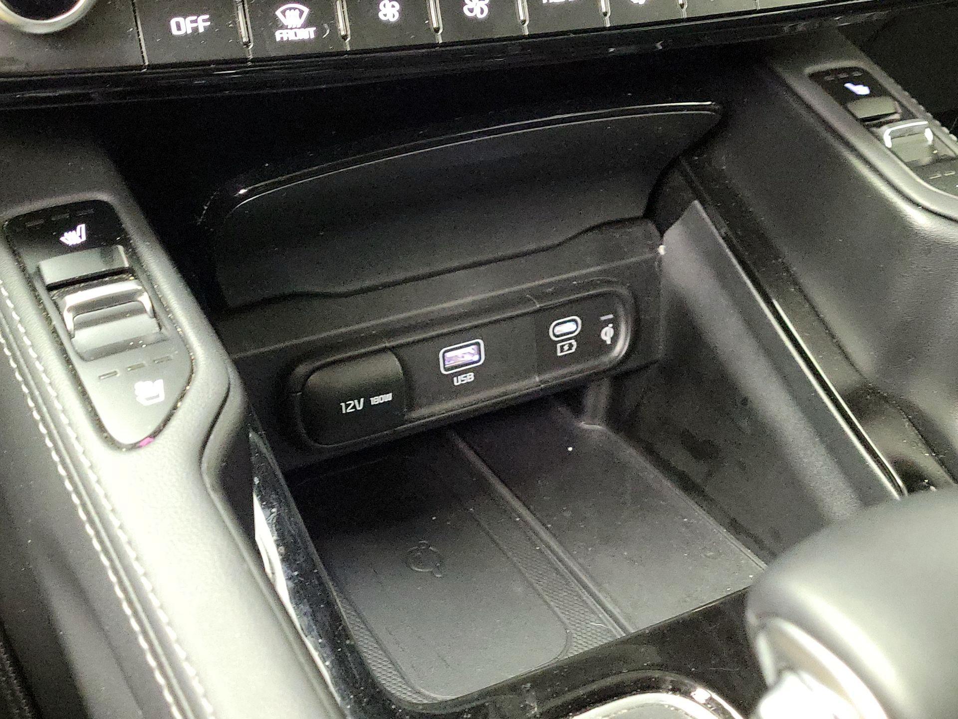 Thumbnail: 2023 Kia Telluride - 18