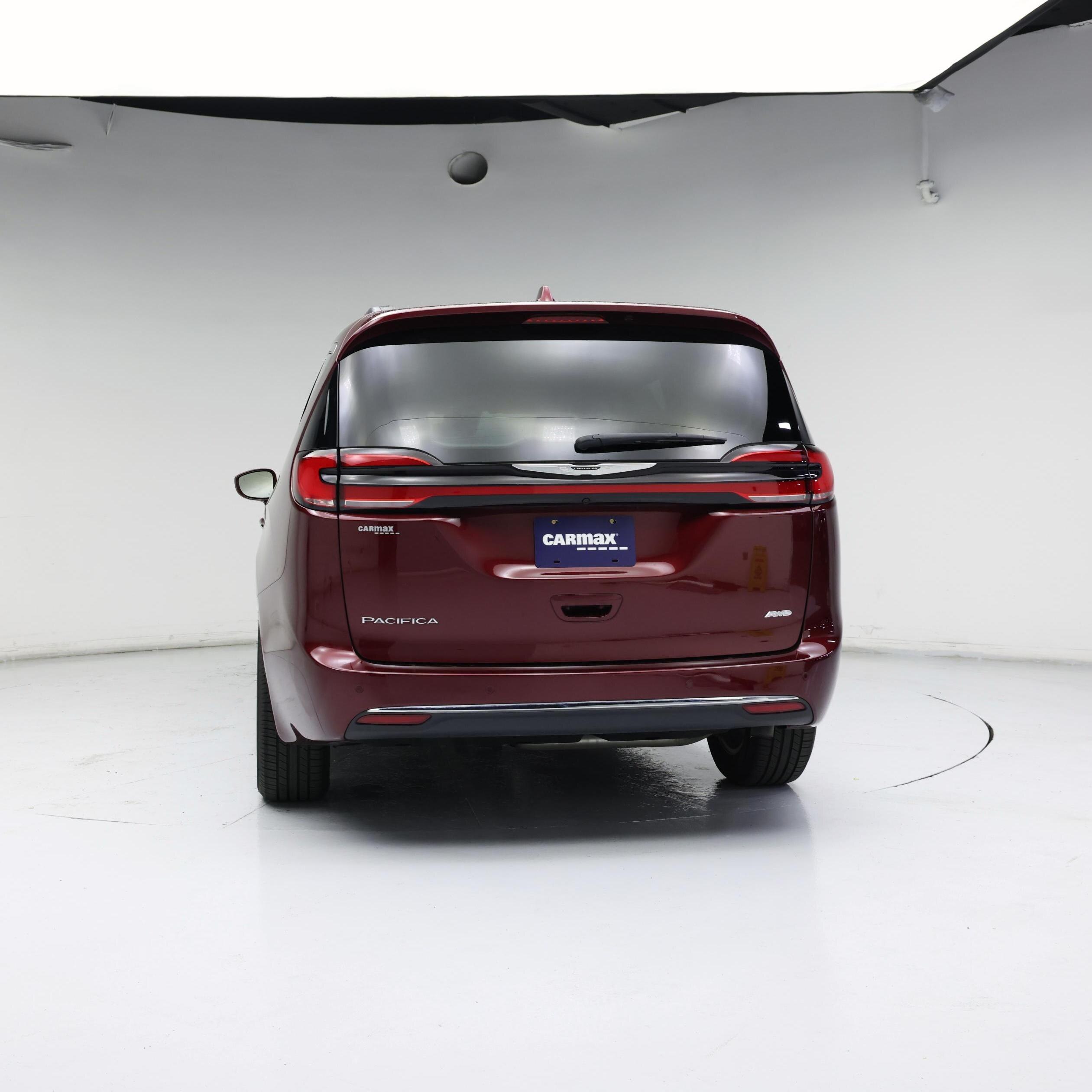 Thumbnail: 2022 Chrysler Pacifica - 6