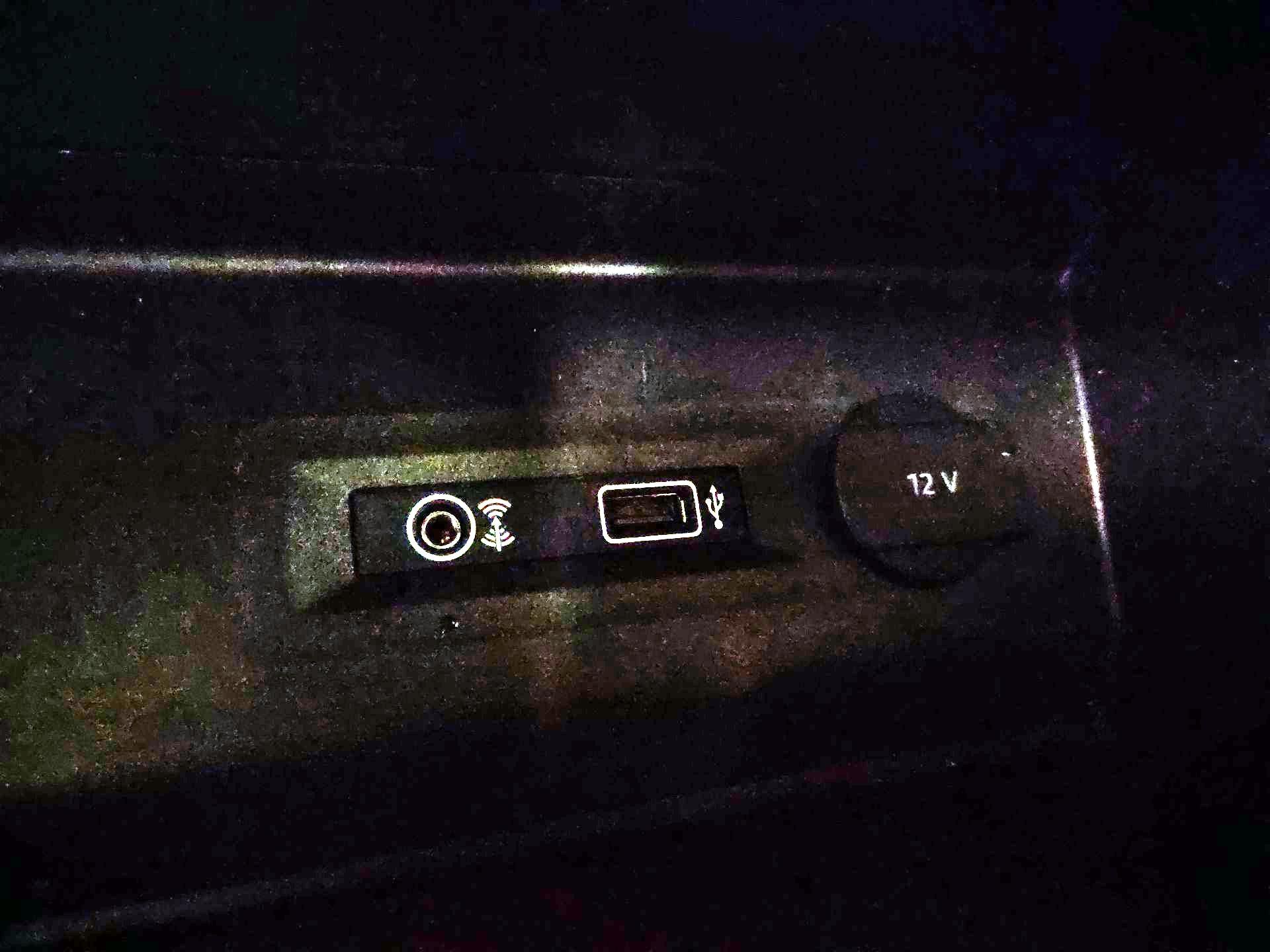 Thumbnail: 2018 Volkswagen Atlas - 18