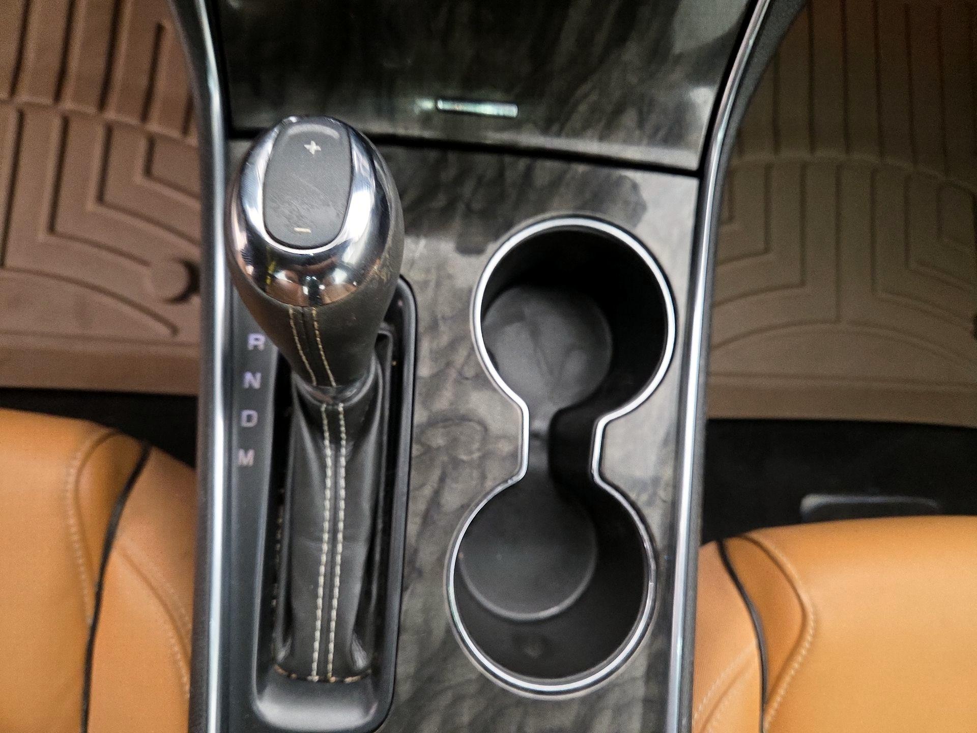 Thumbnail: 2015 Chevrolet Impala - 17