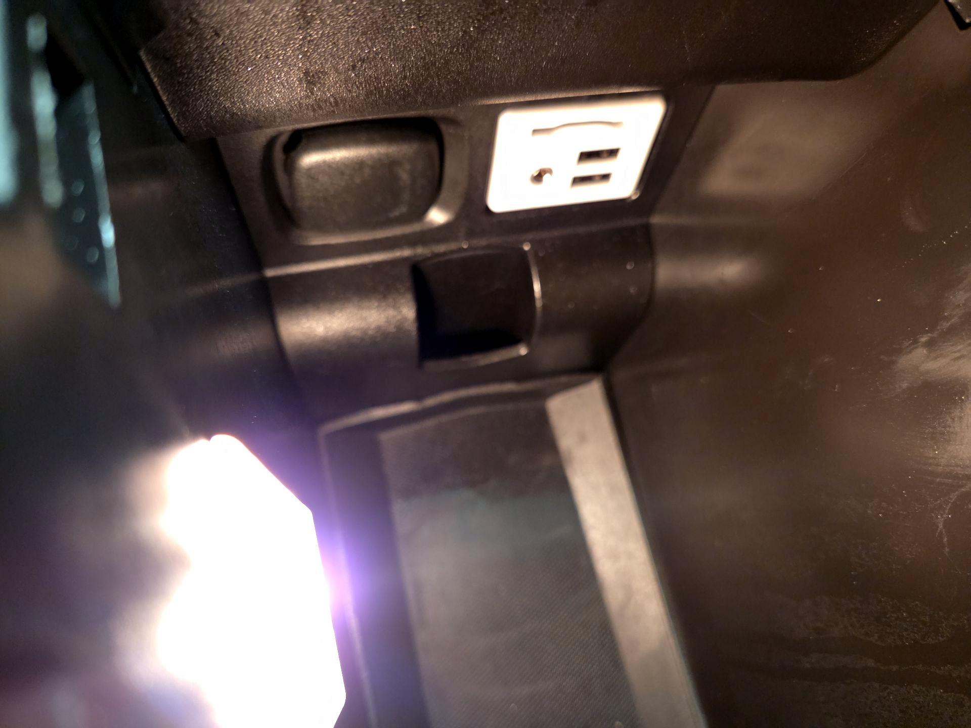 Thumbnail: 2015 Chevrolet Impala - 18