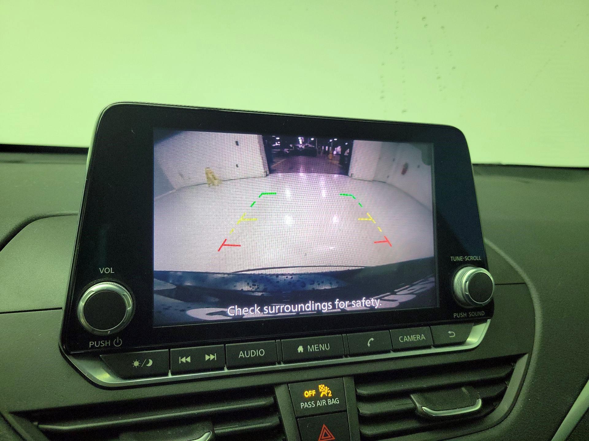 Thumbnail: 2020 Nissan Altima - 12