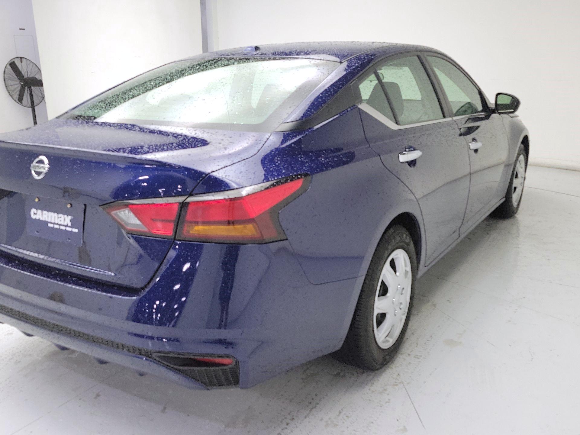 Thumbnail: 2020 Nissan Altima - 5