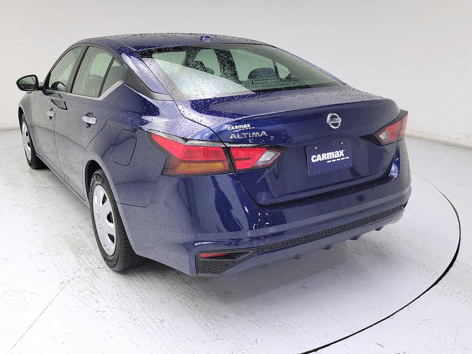 Thumbnail: 2020 Nissan Altima - 7