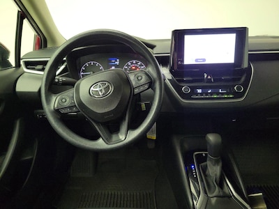 Steering Wheel & Instrument Cluster (On)