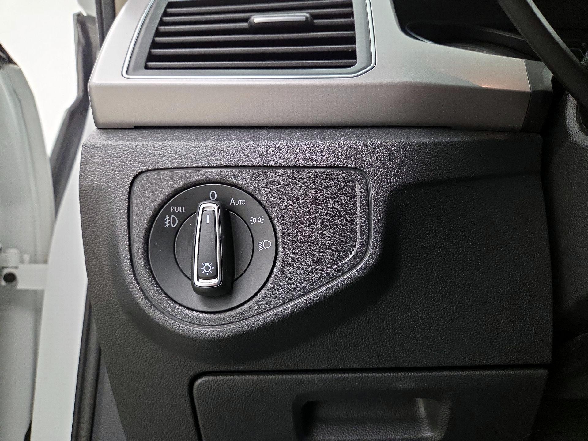 Thumbnail: 2019 Volkswagen Atlas - 13