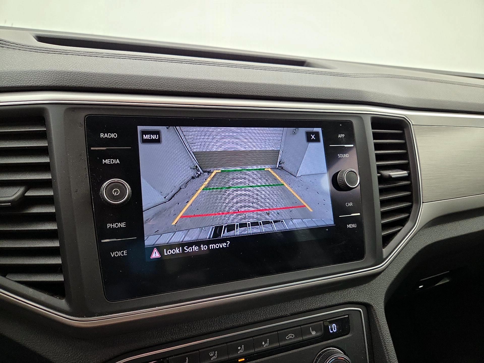 Thumbnail: 2019 Volkswagen Atlas - 14