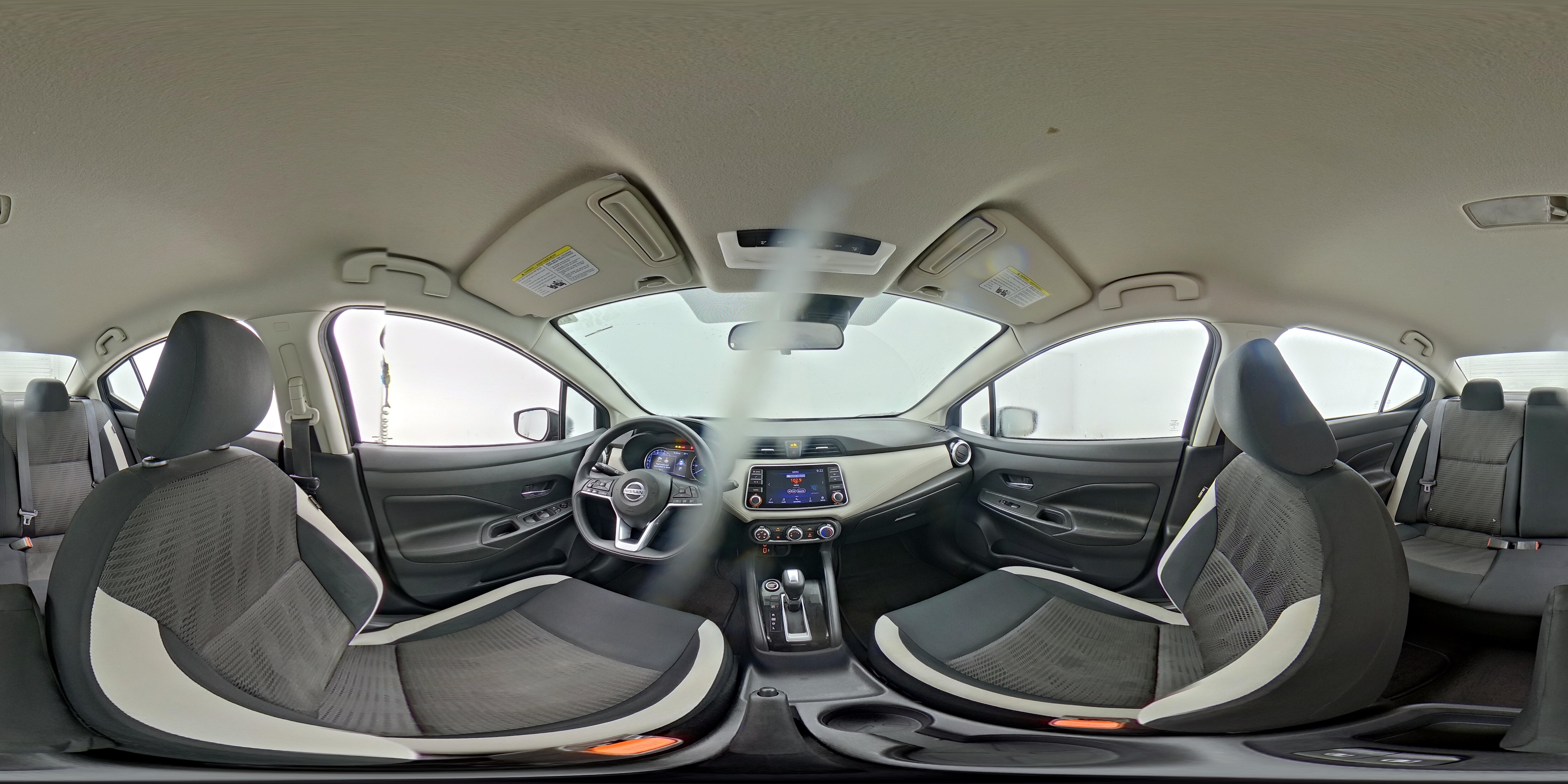 2020 Nissan Versa Sedan SV - Photo 24
