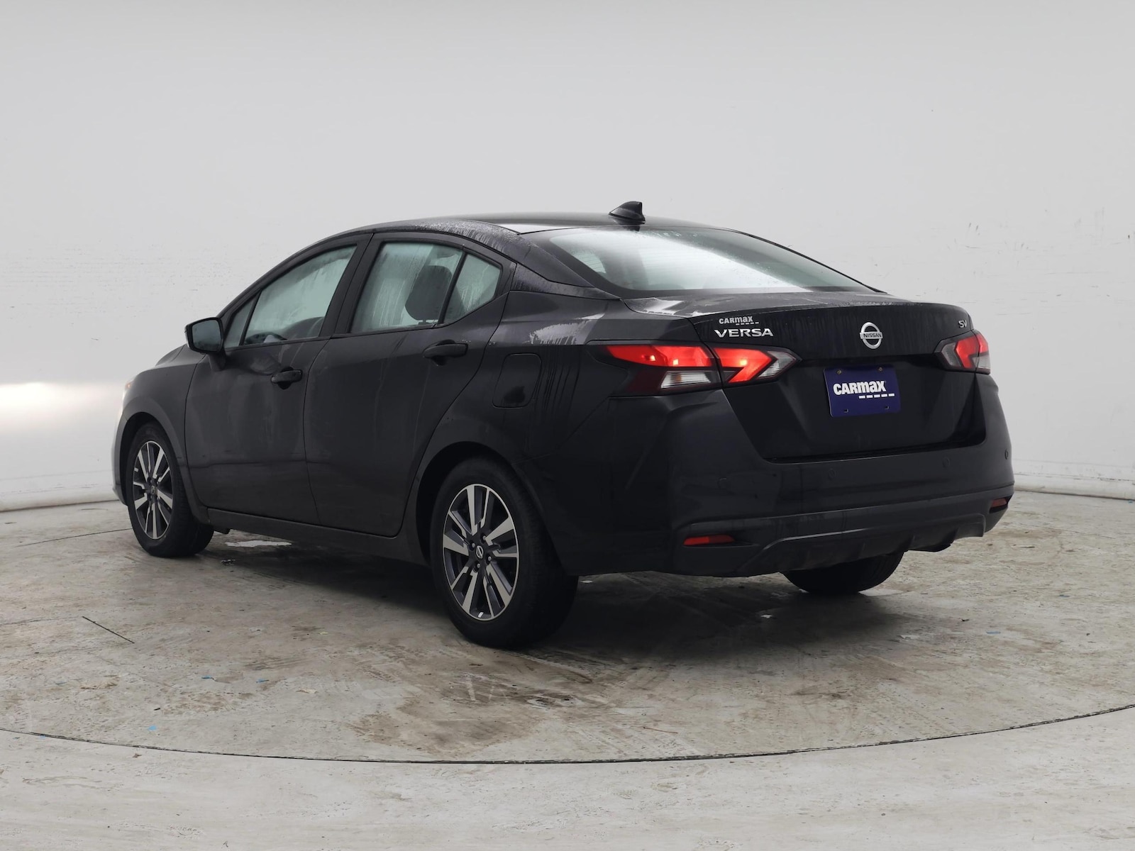2020 Nissan Versa Sedan SV - Photo 3