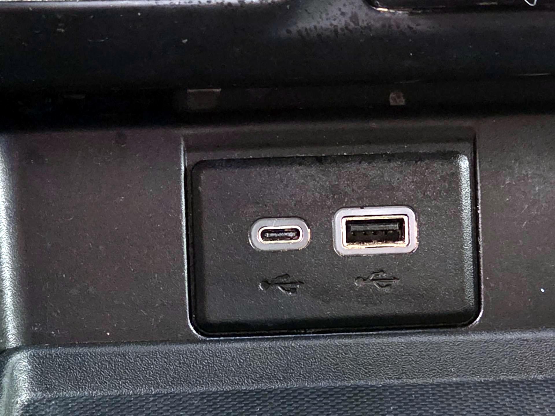 Thumbnail: 2023 Chevrolet Tahoe - 19