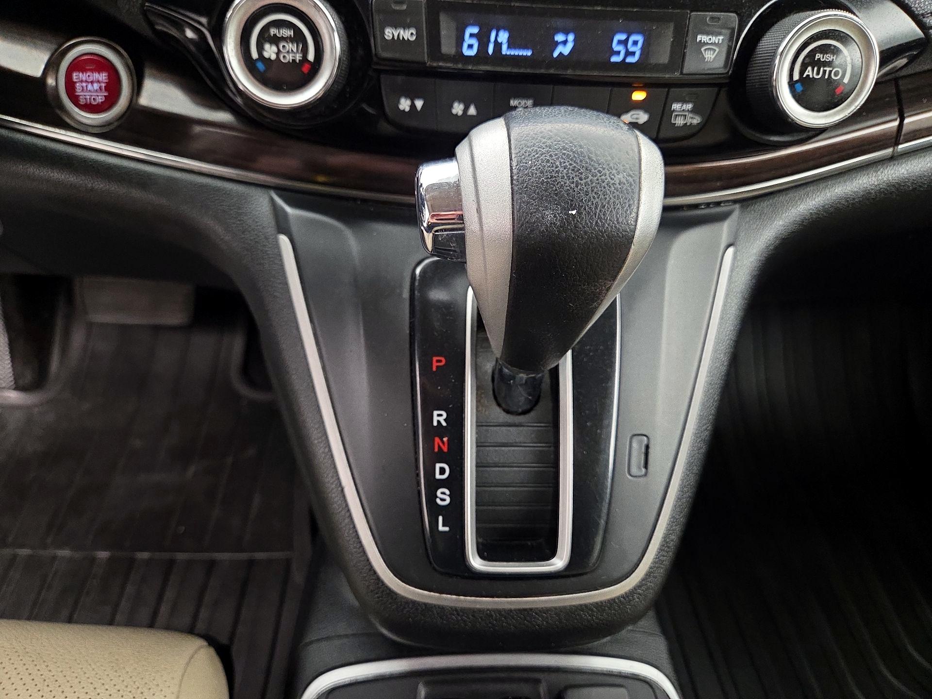 Thumbnail: 2015 Honda CR-V - 17