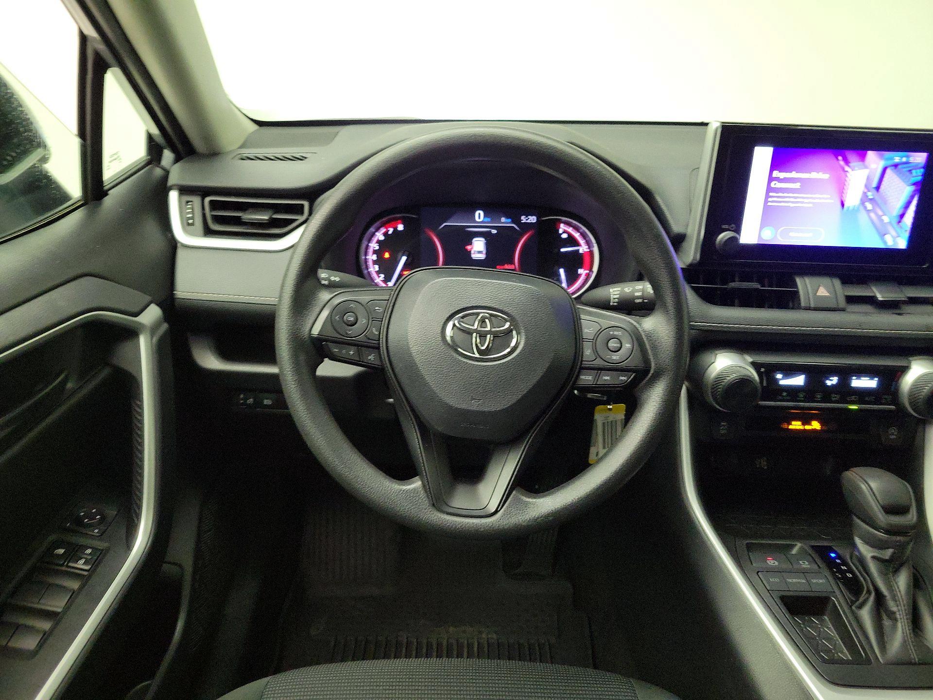 Thumbnail: 2024 Toyota RAV4 - 10