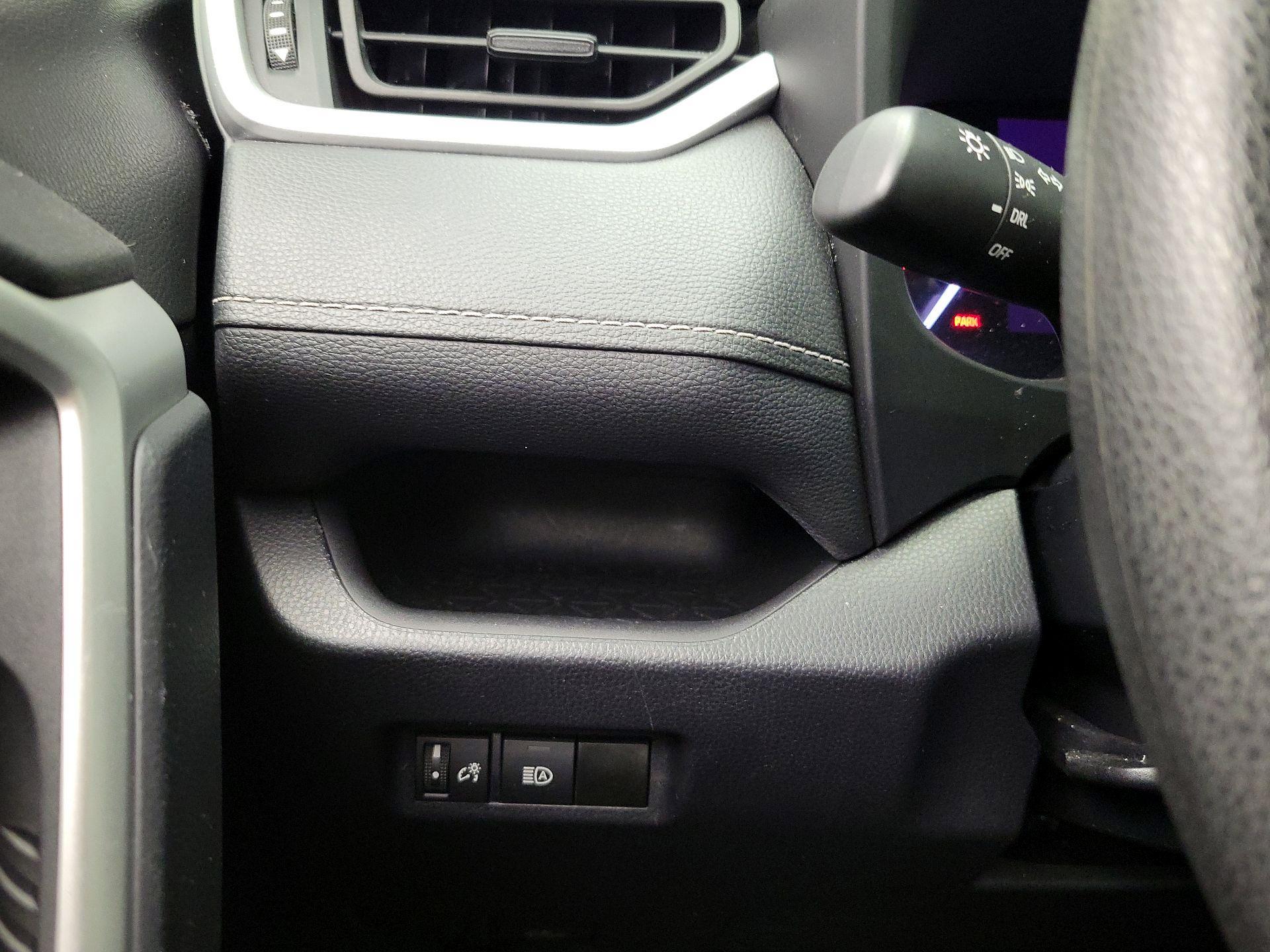 Thumbnail: 2024 Toyota RAV4 - 13