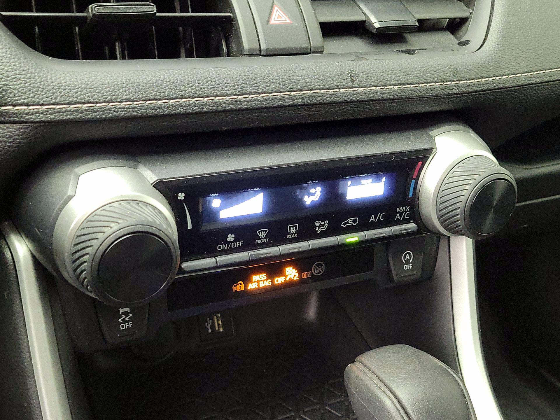 Thumbnail: 2024 Toyota RAV4 - 16