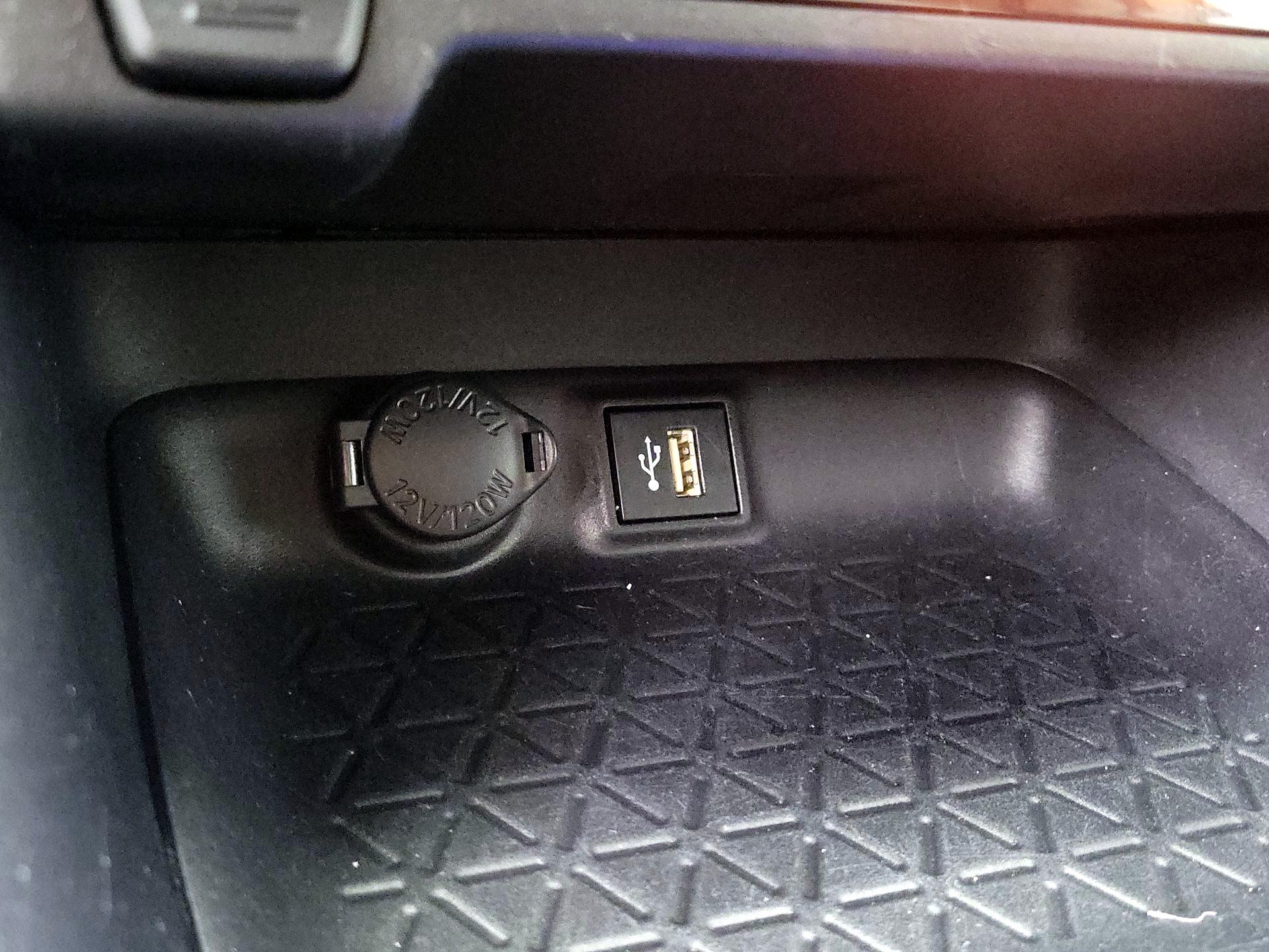 Thumbnail: 2024 Toyota RAV4 - 18