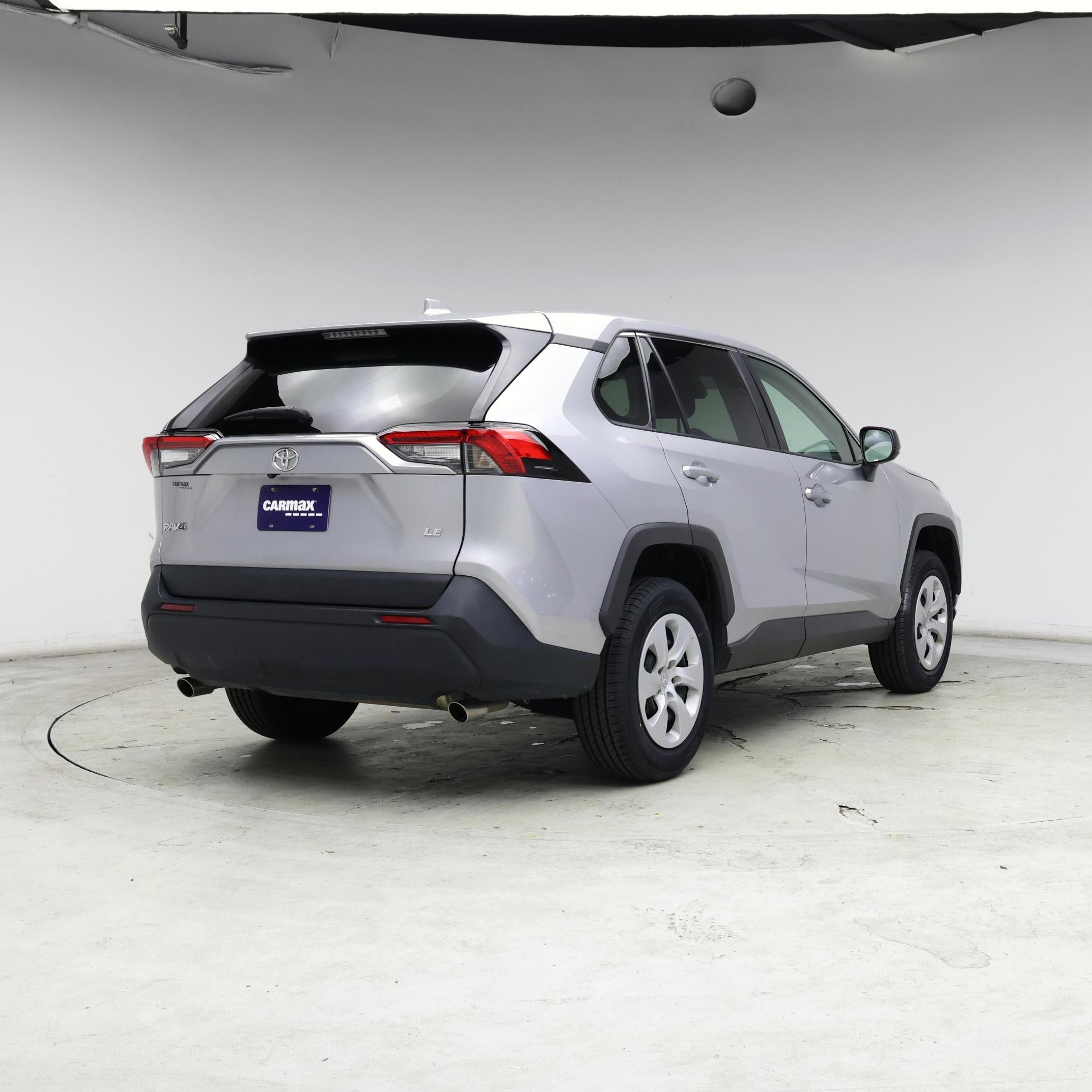 Thumbnail: 2024 Toyota RAV4 - 8