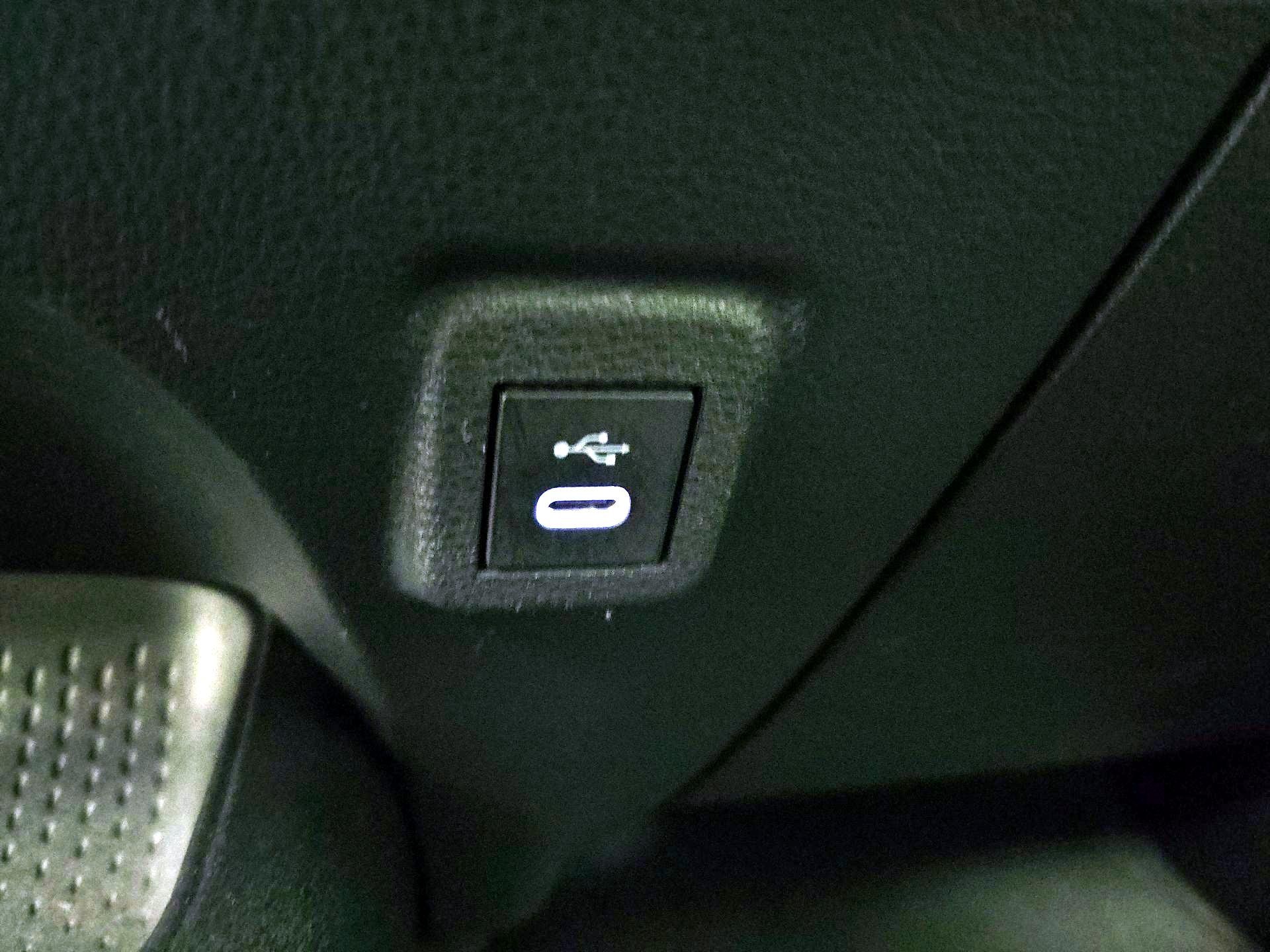 Thumbnail: 2024 Toyota Corolla - 17