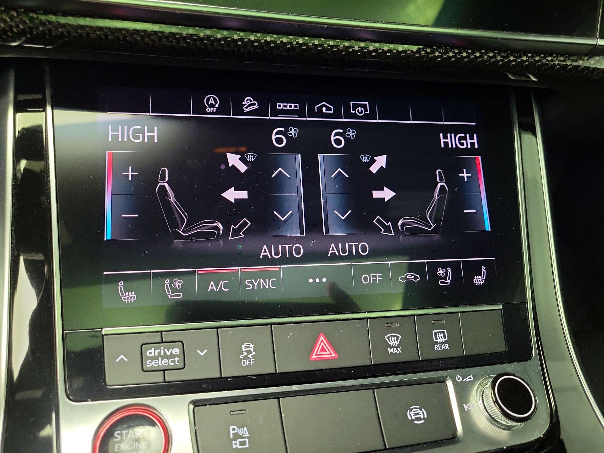 Thumbnail: 2021 Audi SQ7 - 16